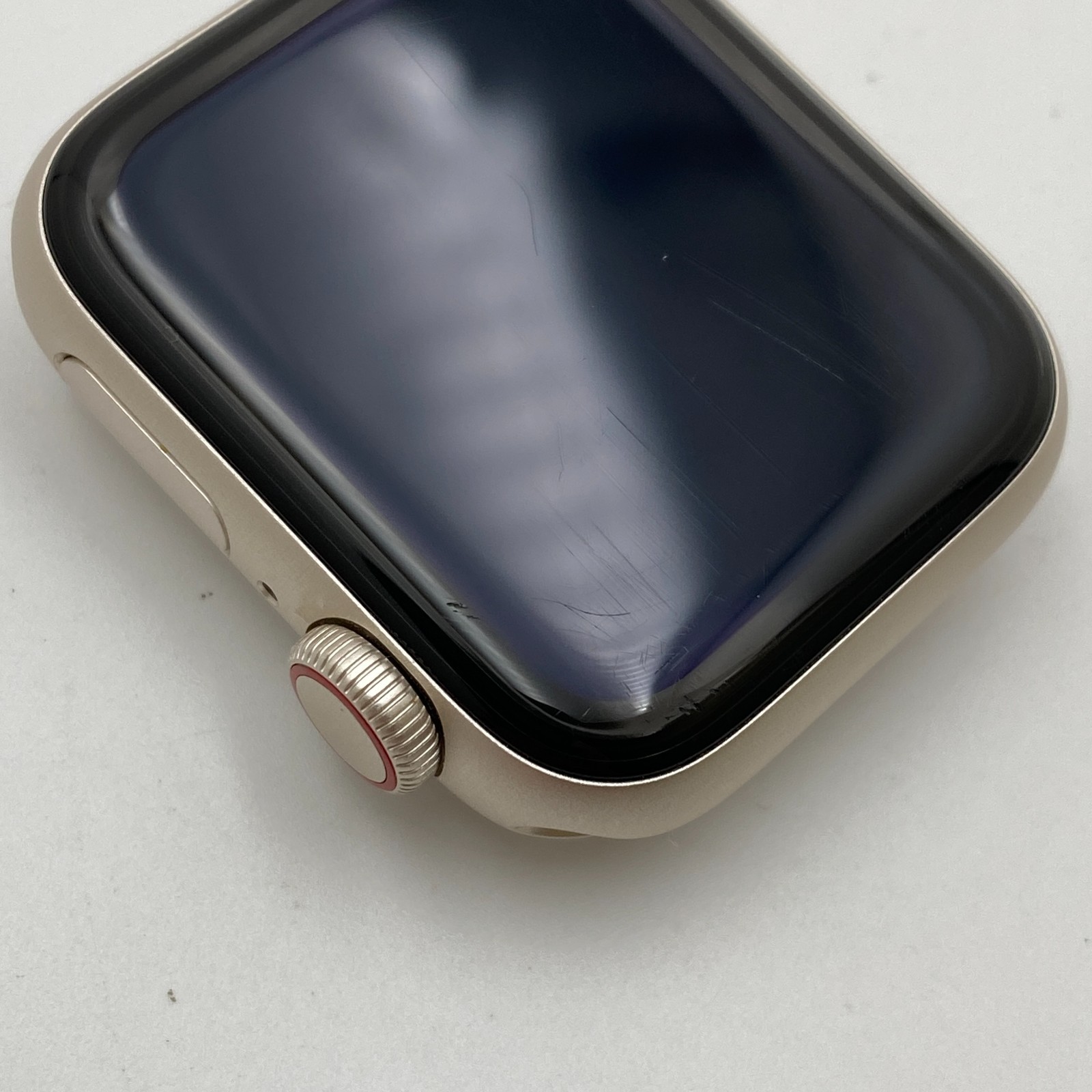 Apple Watch SE 2nd Gen. 40mm Aluminum Starlight – Unlocked A2726- Good Condition