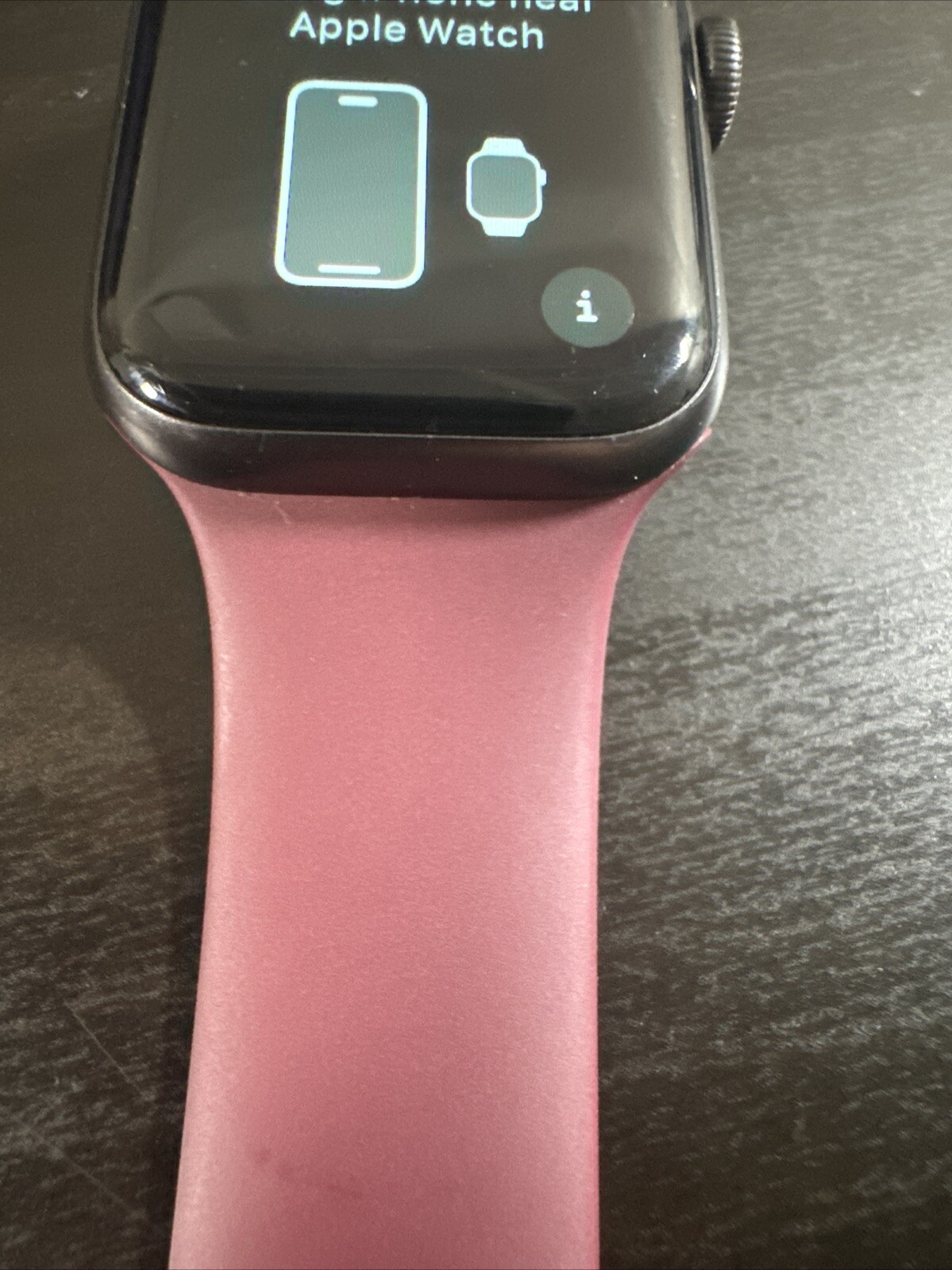 Apple Watch Series 6 GPS + LTE 40MM Space Gray Aluminum Case 2 Apple Sport Bands