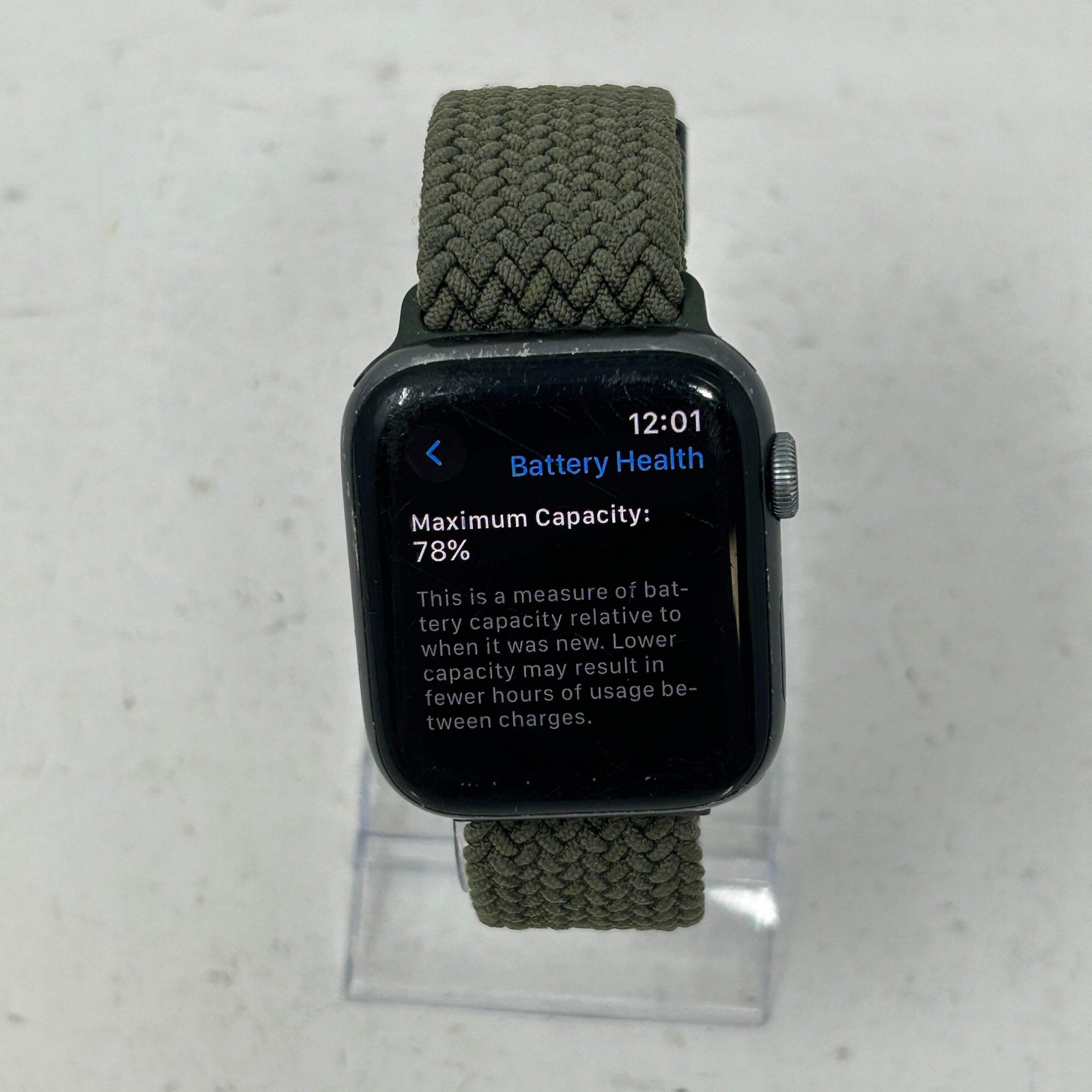 Broken GPS Only Apple Watch SE 1st Gen 44MM Aluminum Olive Green Braided Solo Lo