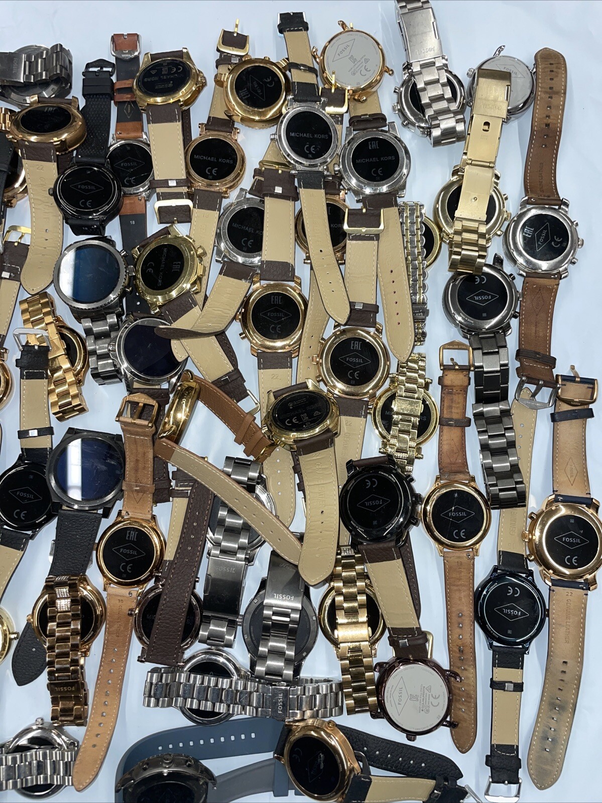 Wholesale watch lot of Fossil/Michael Kors Gen 3 Smart Watch Qty 100 Sku LAN24