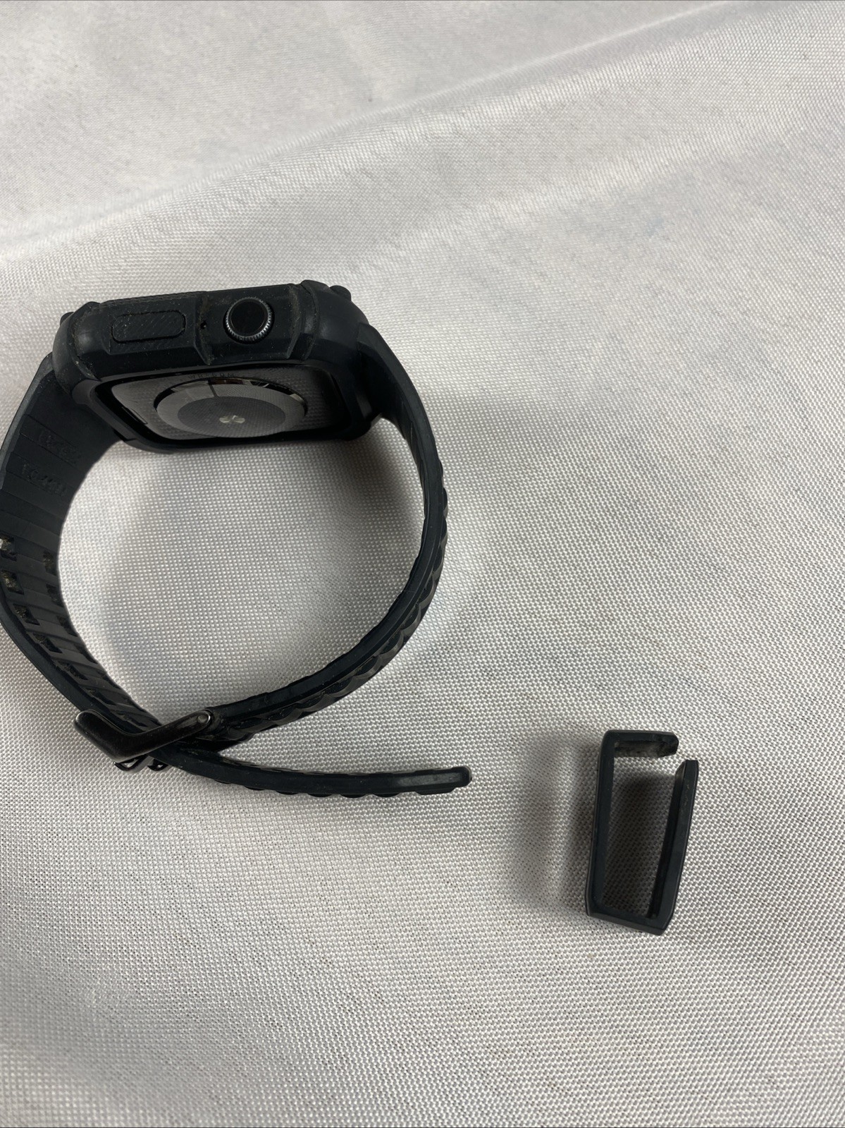 Apple Watch Series 5 44mm Gray GPS WiFi Smartwatch W/ Charging Case and Band