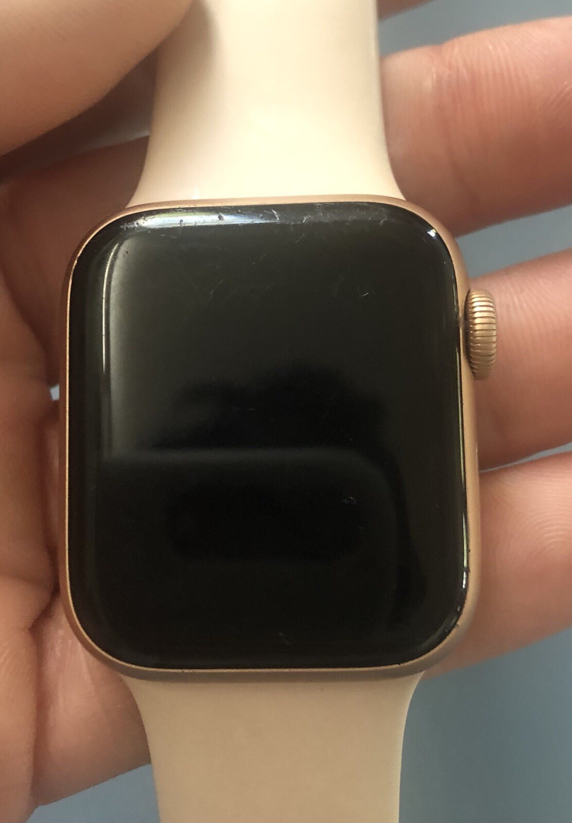 Apple Watch Series 5 40mm Rose Gold with Pink Sport Band