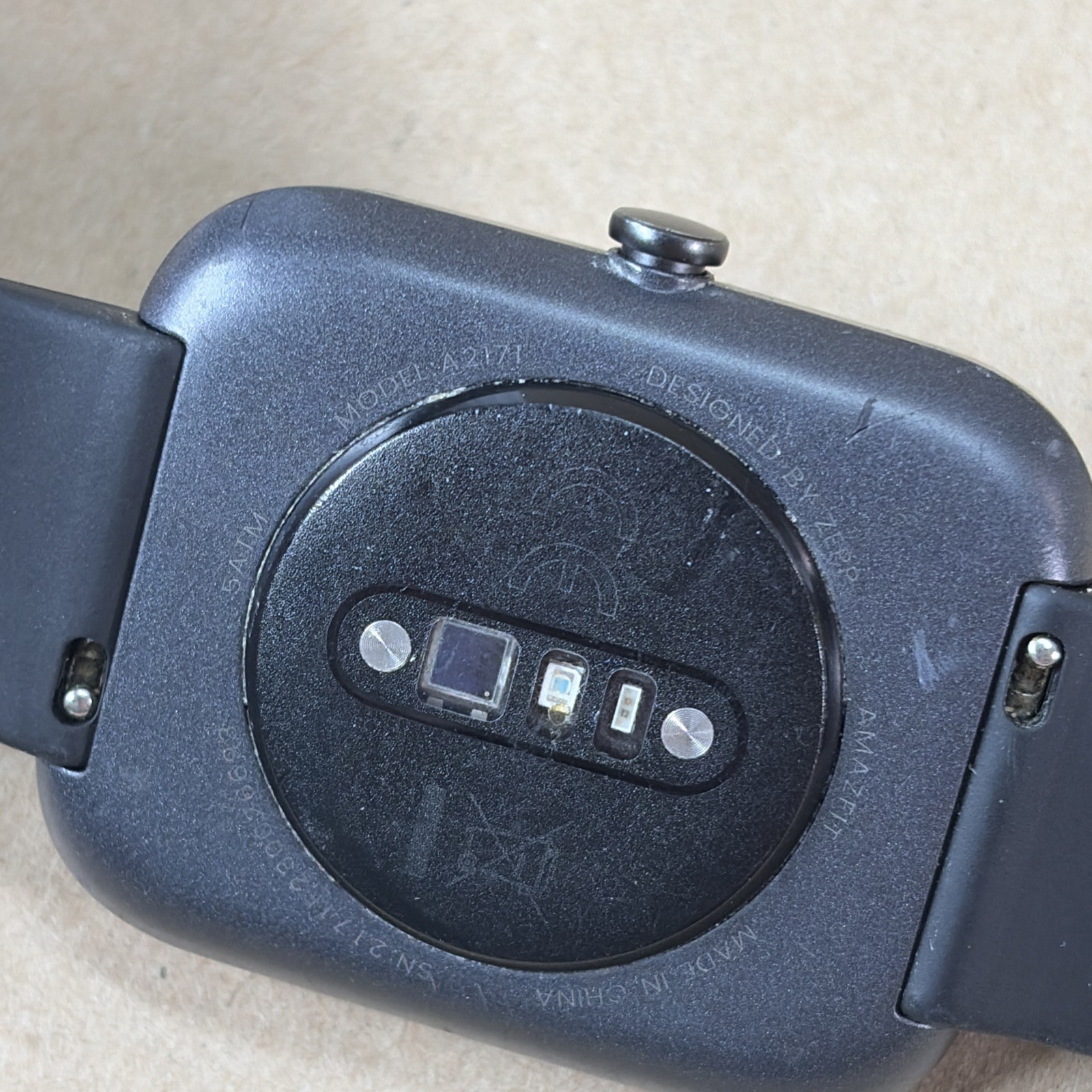 CRACKED Amazfit Bip 3 Pro Smartwatch Heart Rate Fitness Tracker A2171 UNTESTED