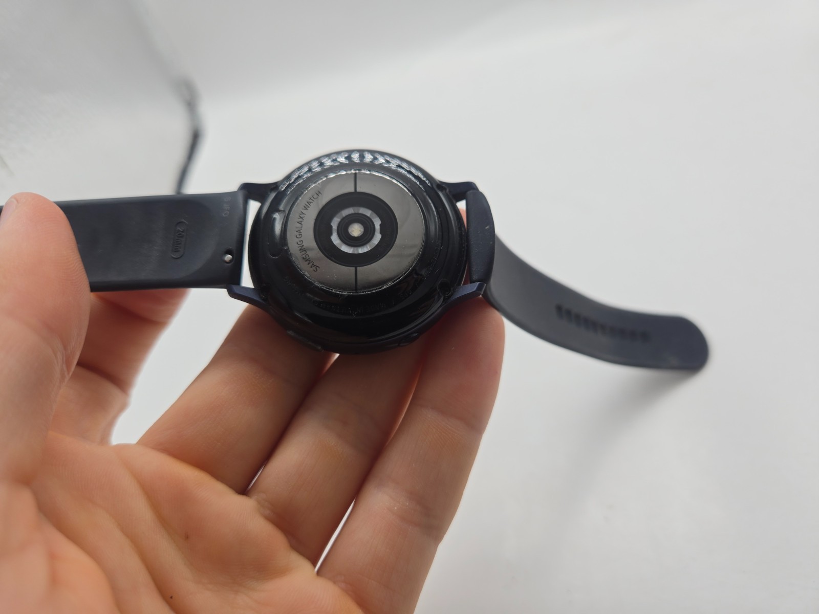 Samsung Galaxy Watch model SM-R820 not tested