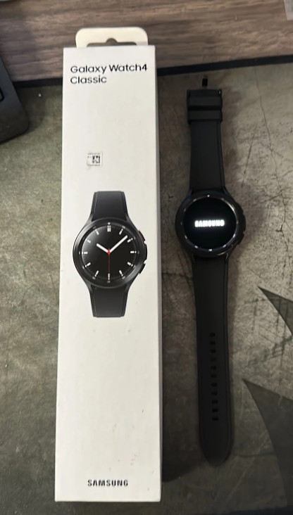 Samsung Galaxy Watch4 Classic SM-R895 46mm Stainless Steel Case