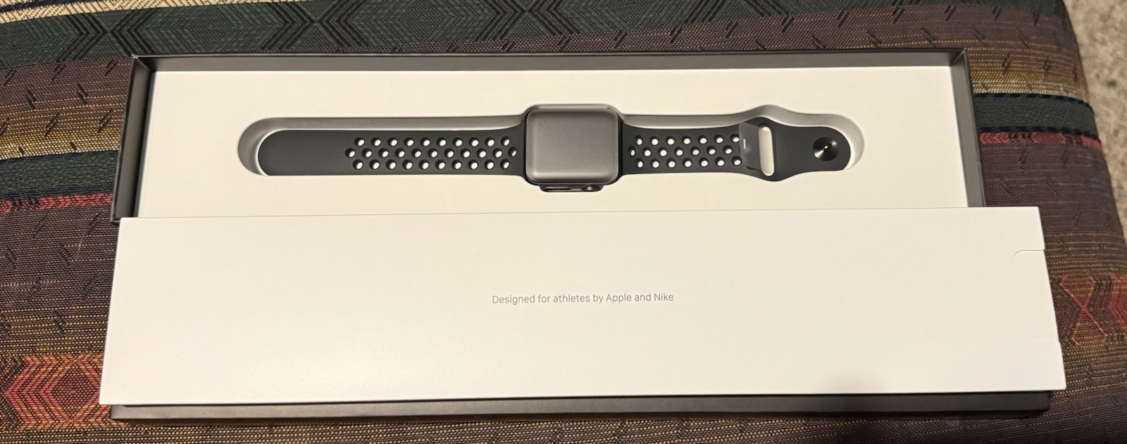 Apple Watch Series 3 38mm Space Gray Nike Sport Band with Box New Condition