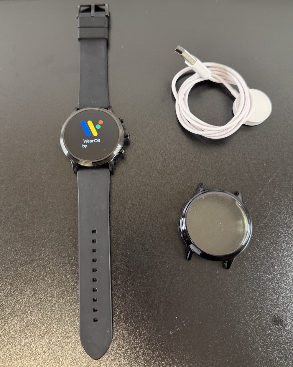 Fossil Gen 5 Black Silicone Black Smartwatch – DW10F1