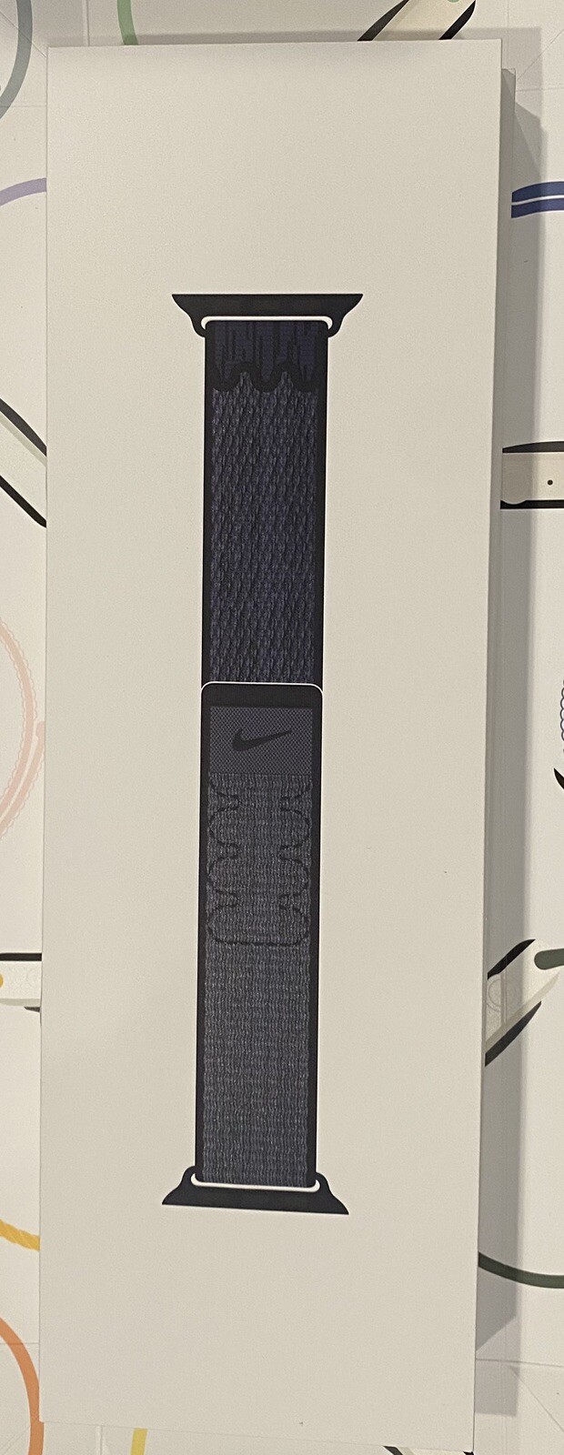 Brand New – Sealed Apple Watch SE (GEN 2) 40mm Midnight Aluminum with Nike band