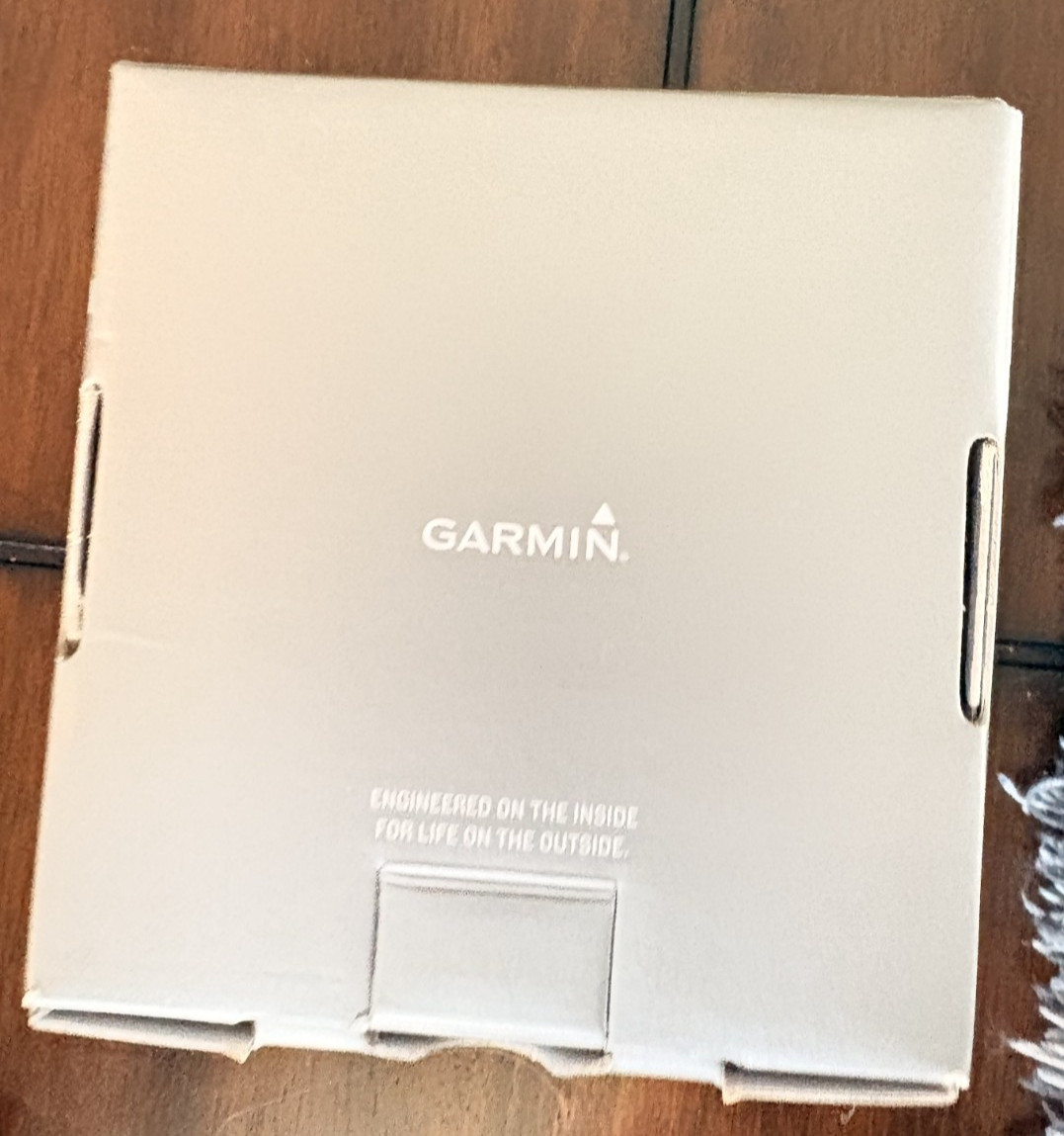 NEW-OPEN BOX- Garmin Instinct 2S Solar Rugged GPS Smartwatch- WHITE