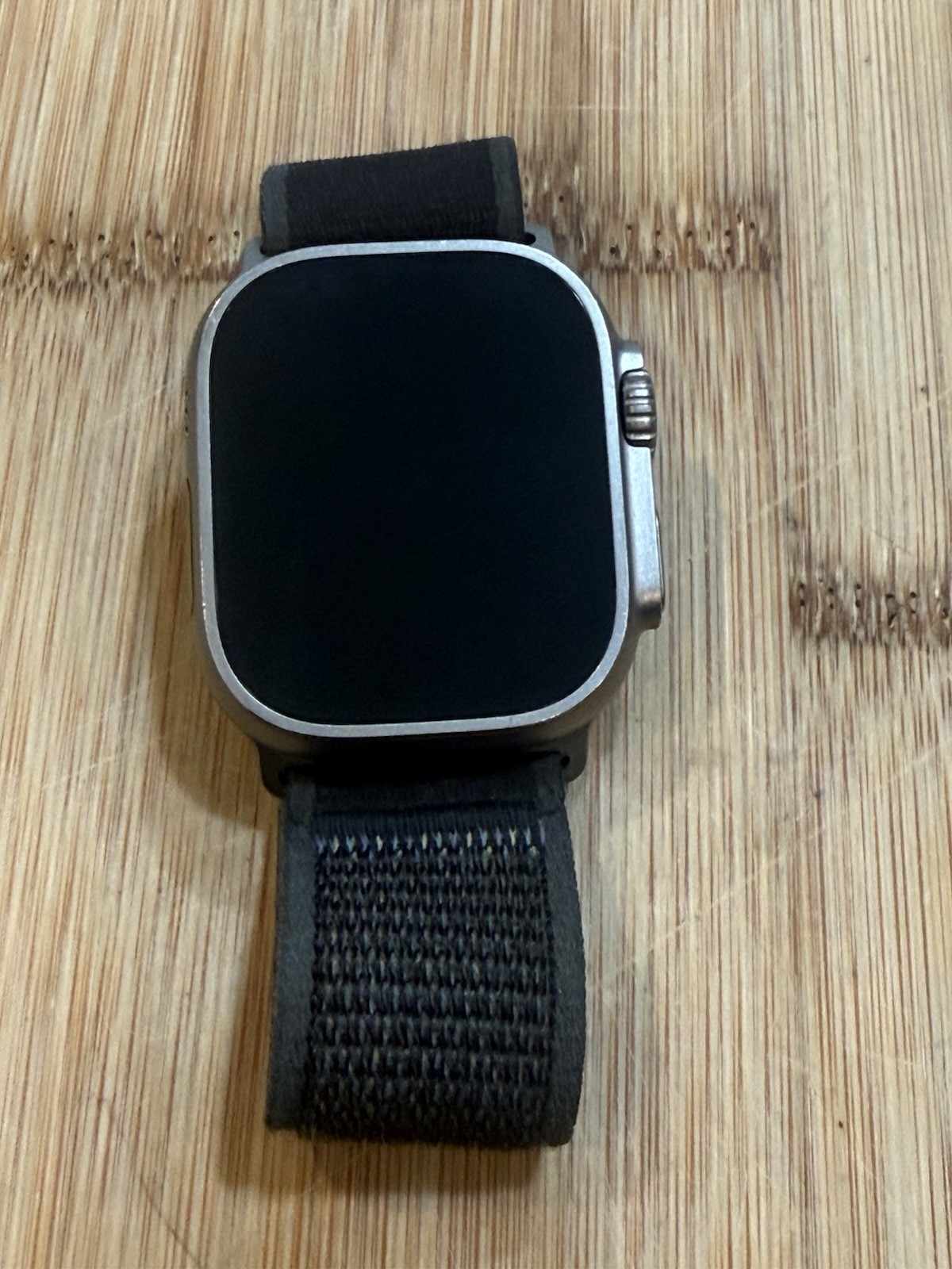 Apple Watch Ultra 49mm Titanium Gray Case GPS + LTE Touchscreen iOS Black Band