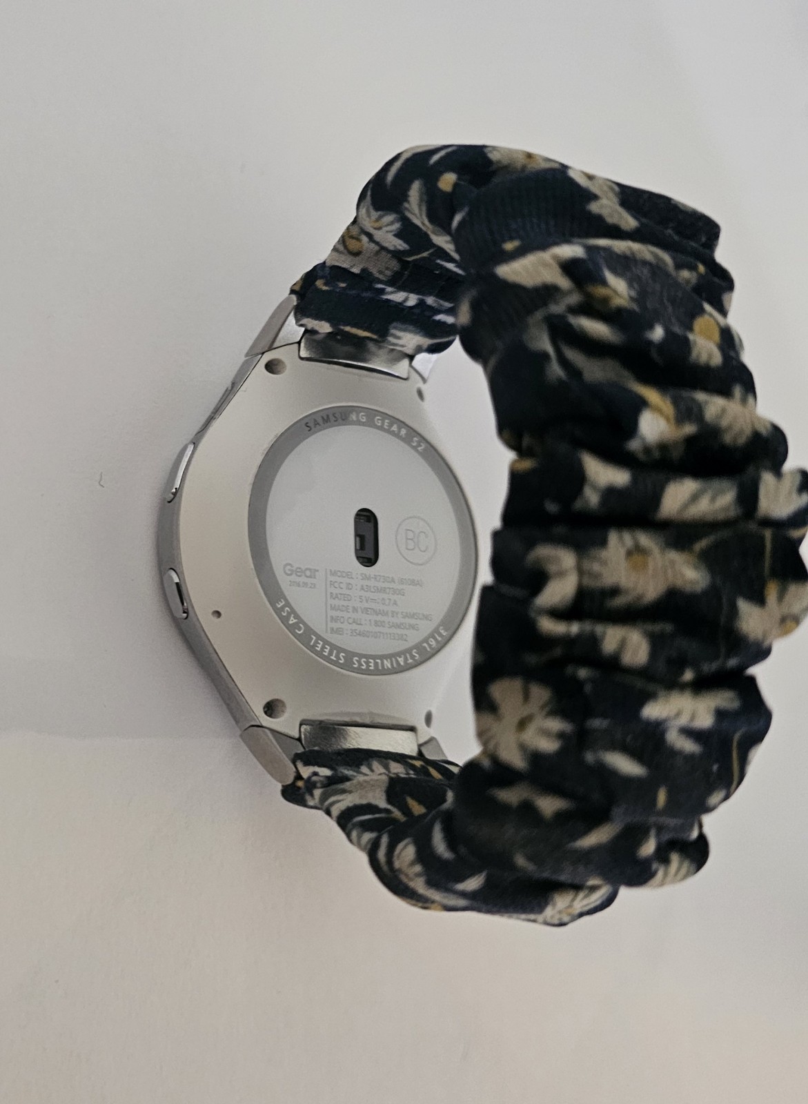 Samsung Gear S2 SM-R730A AT&T SMART WATCH – Silver White – CLEAN & NICE! 6108A
