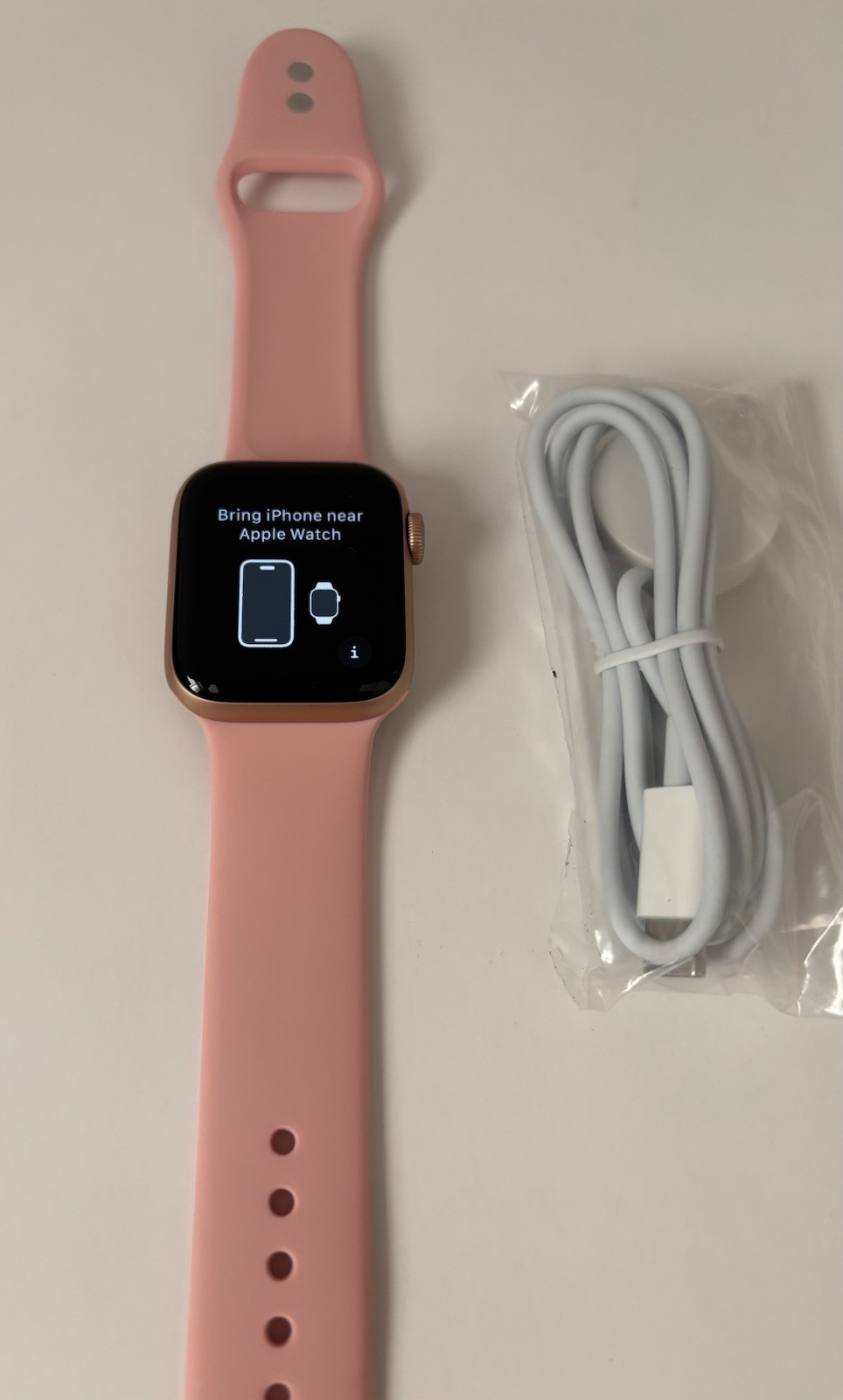 Apple Watch Series SE GPS+LTE 40MM Aluminum & Ceramic Case & sport band