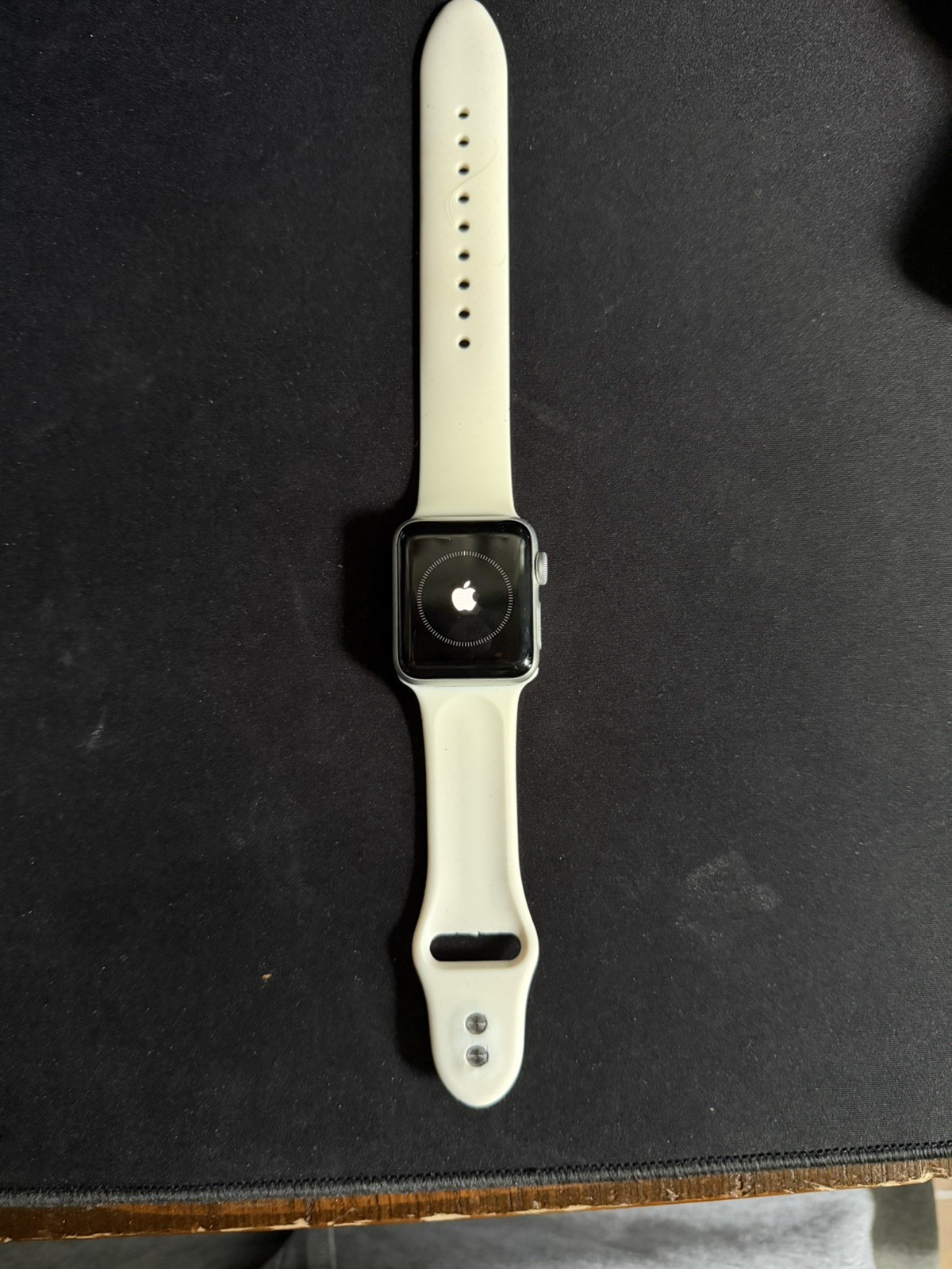 Apple Watch Series 3, 38mm Aluminum Case, GPS, read description