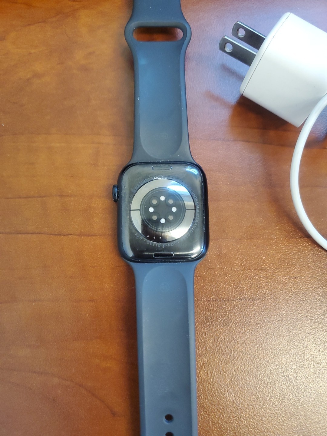 Apple Watch Series 8 41mm Midnight Aluminum Case Sport Band, S/M (GPS)