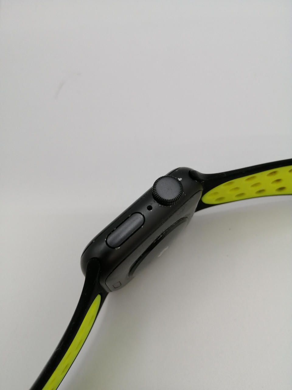 Apple Watch Series 6 32GB Wi-Fi 95% Battery OS10.6.1 Smartwatch