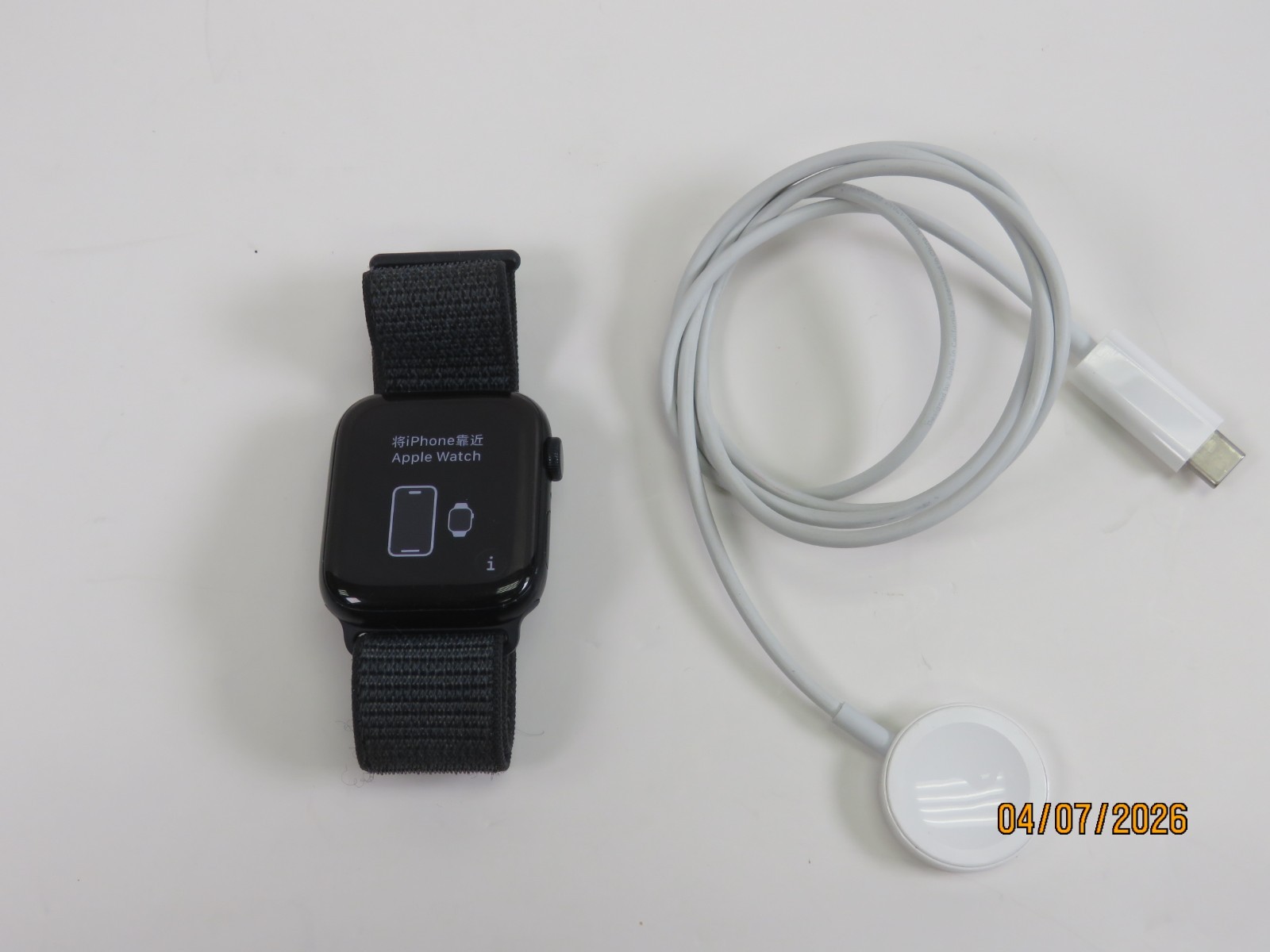 Apple Watch SE GPS+Cell 44mm Midnight Aluminum Case with Ink Sport Loop [AC22]