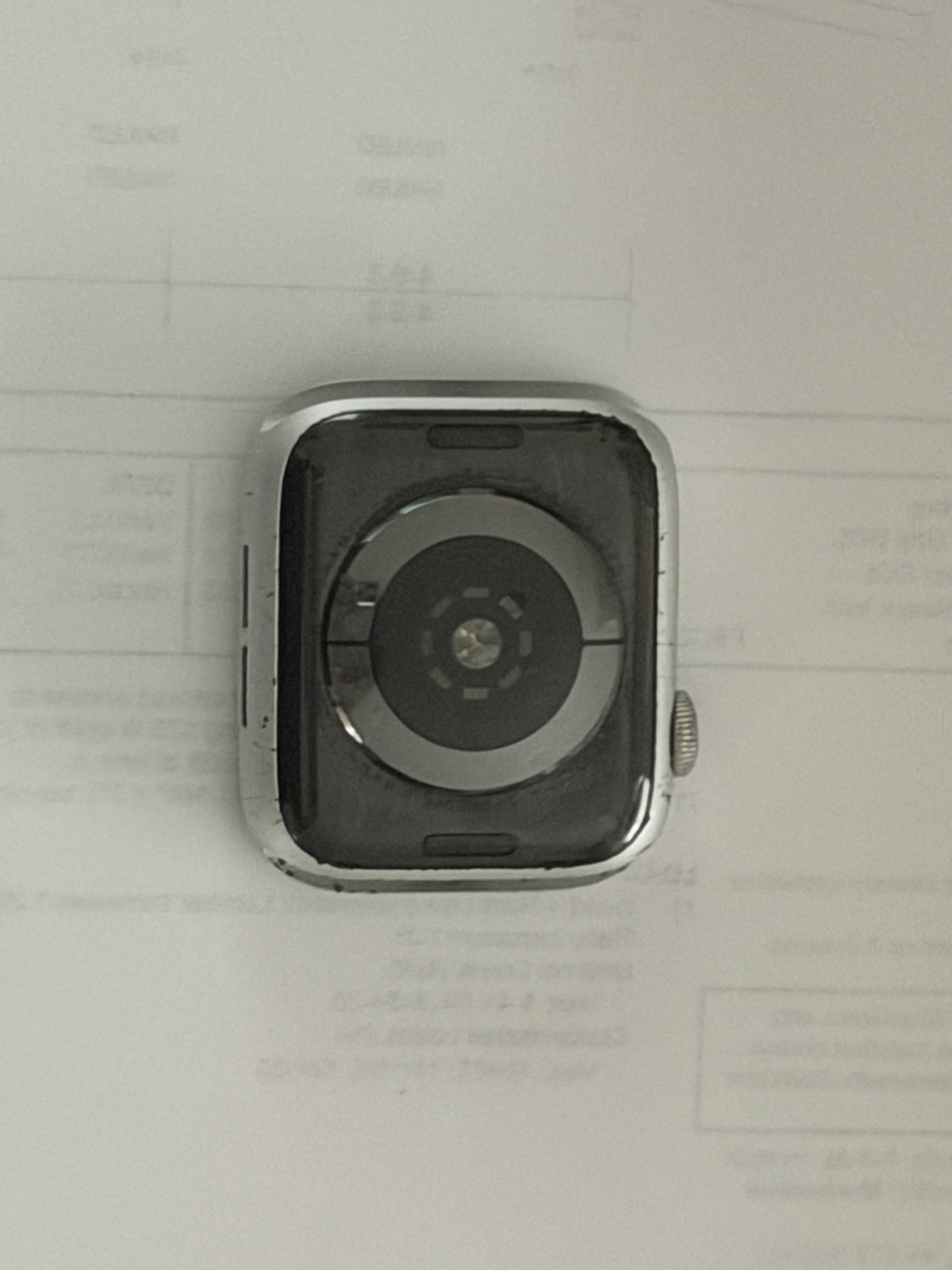 Apple Watch Series 4 A1978 44mm GPS Silver Aluminum Case in Original Apple Box