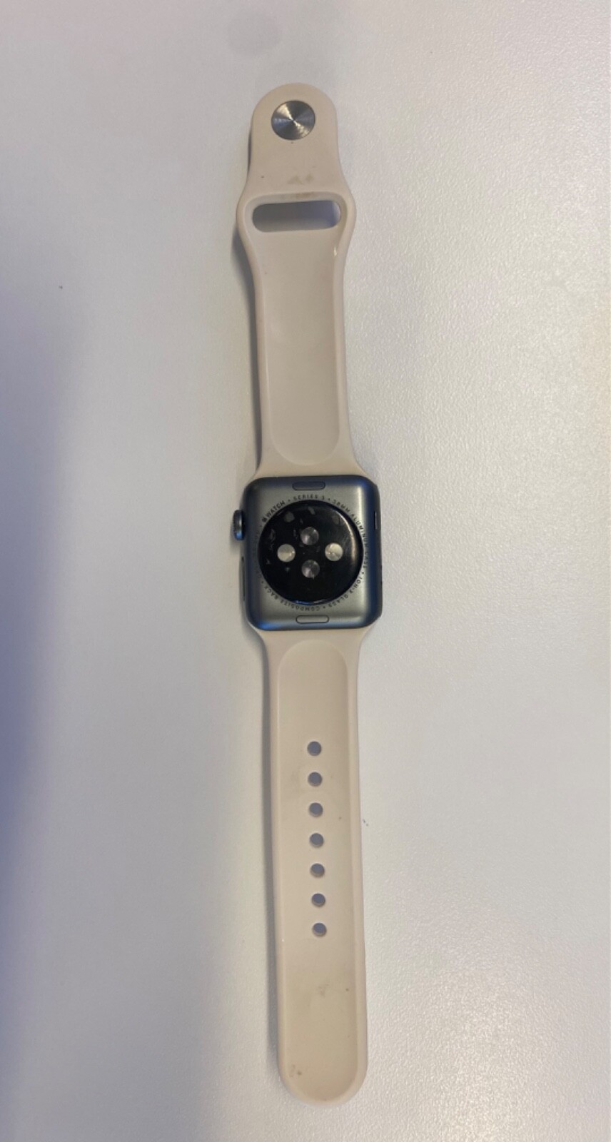 Apple Watch Series 3 38mm Space Gray Aluminium Case with Gray Sport Band (GPS) –