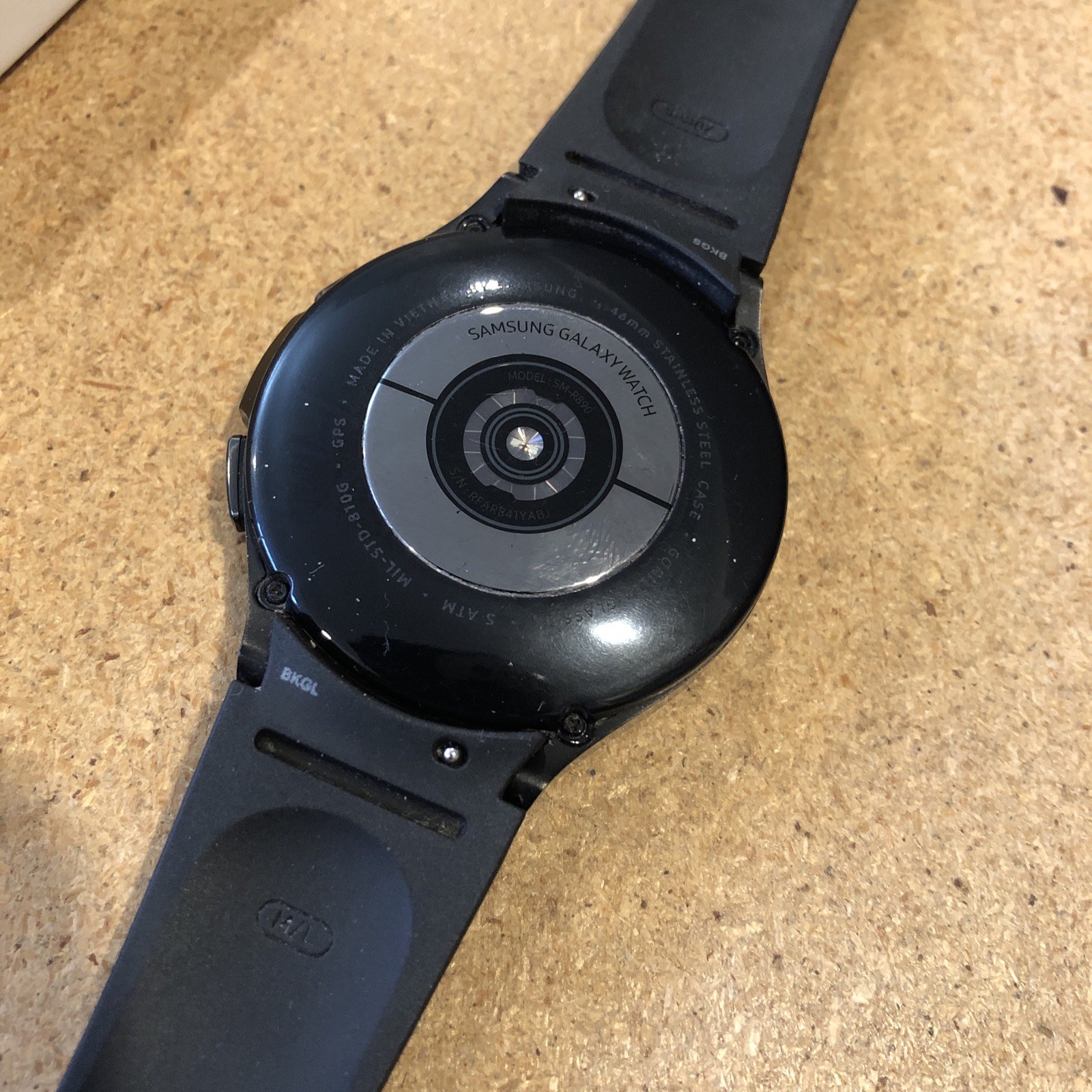 Samsung Galaxy Watch 4 Classic 46mm GPS Wifi Smartwatch SM-R890 Black M/L