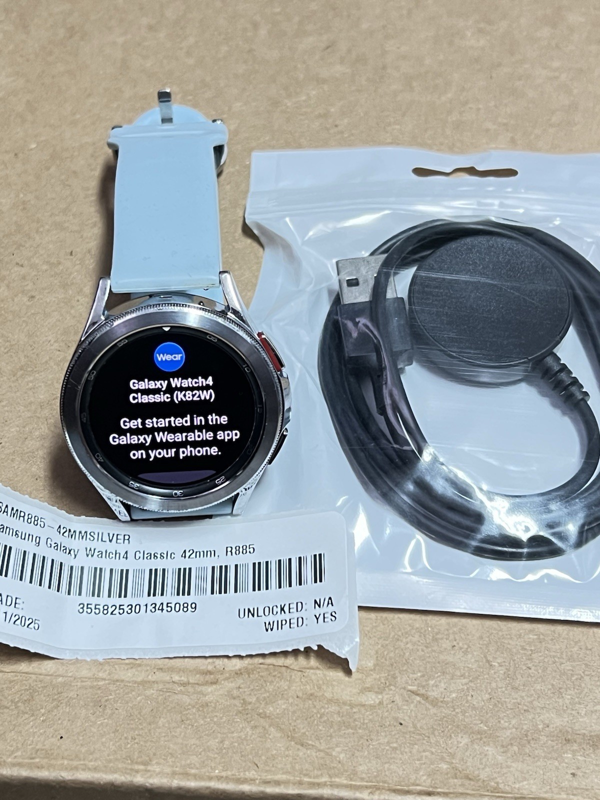 Samsung Galaxy Watch 4 Classic 42mm Bluetooth Smartwatch SM-R885NZKAXAA