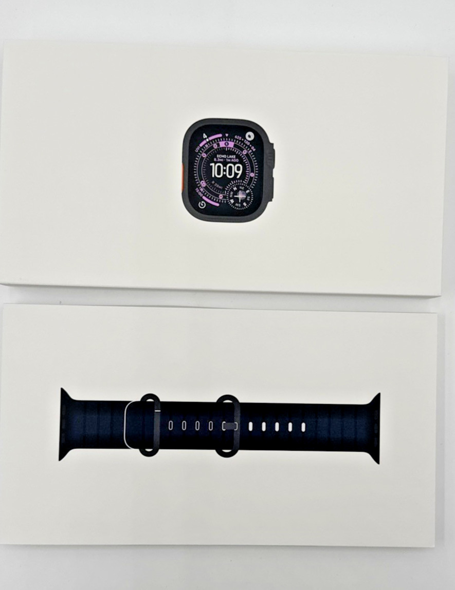 Apple Watch Ultra 3 49mm Black Ti Black Ocean Band MFOJ4LW/A