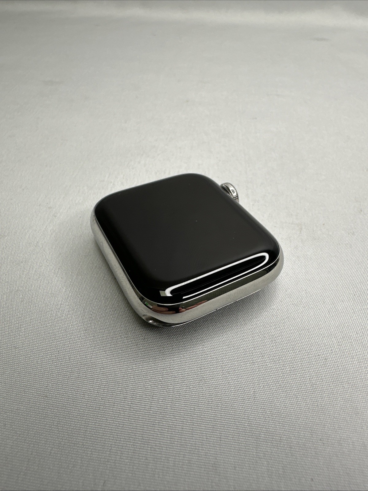 Apple Series 6 40MM GPS + CELLULAR Watch w/ Milanese Loop