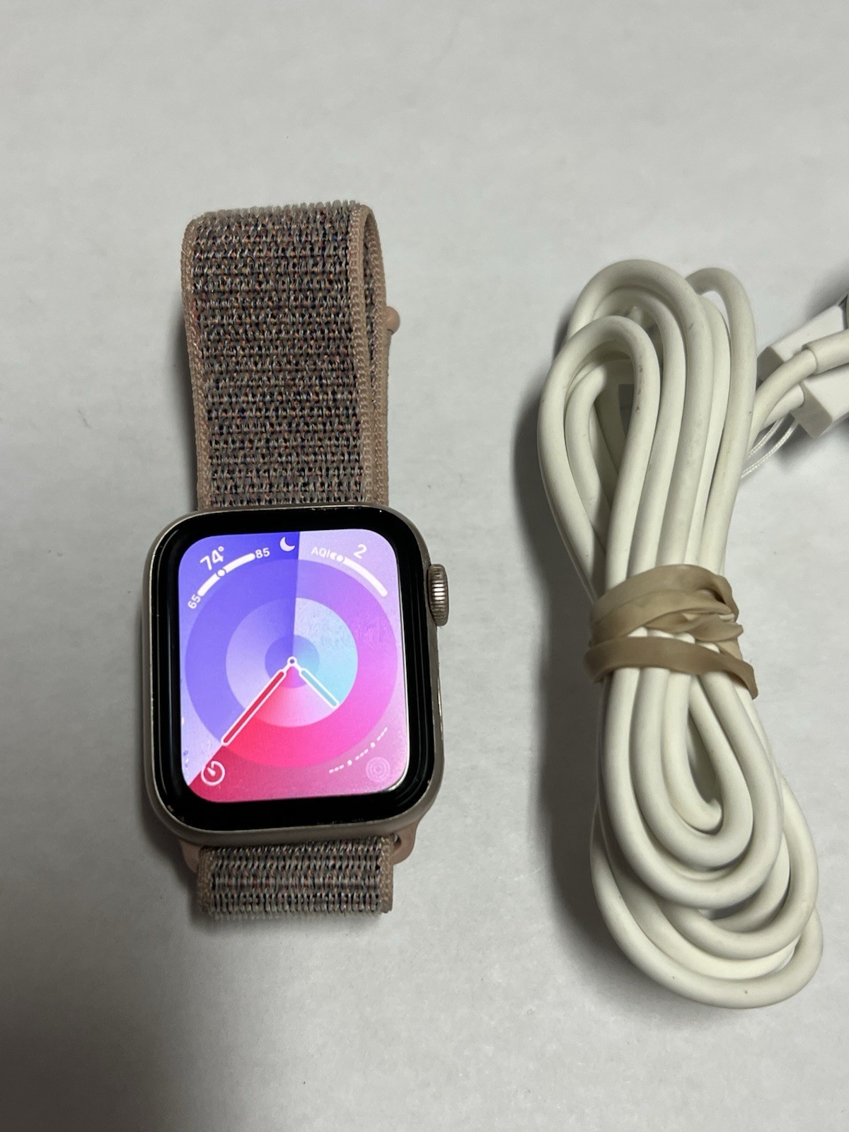 Apple Watch Series 4 40mm Aluminum Case Sport Band (GPS+cellular) unlocked