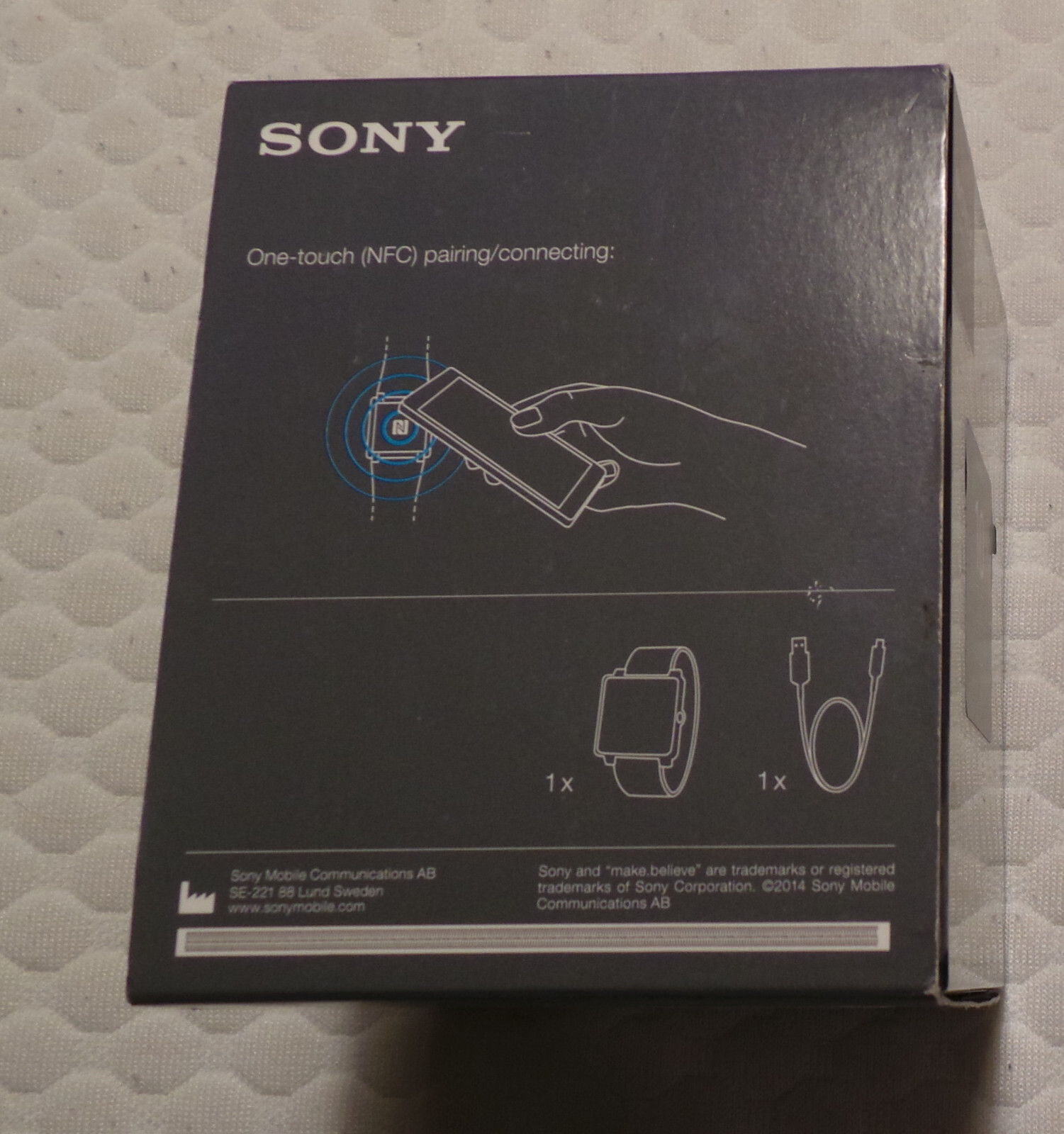 Packaging only for Sony SW2 Smart Watch 2 – packaging only no watch