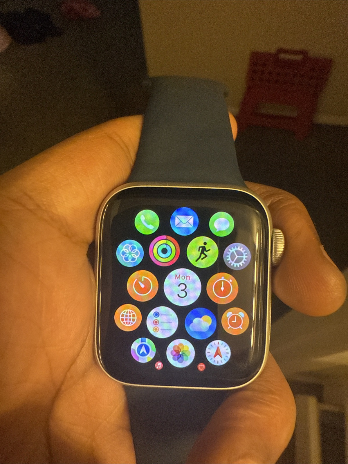 Apple Watch SE 2nd Gen All Colors 44MM 40MM GPS or Cellular – Good