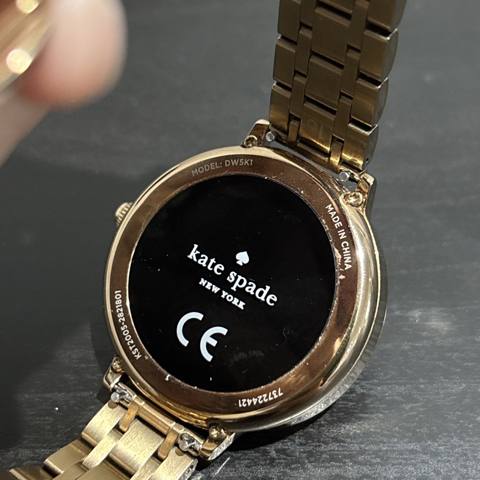 Kate Spade Digital Smart Watch Scallop Gold Tone DW5K1 Untested FOR PARTS ONLY
