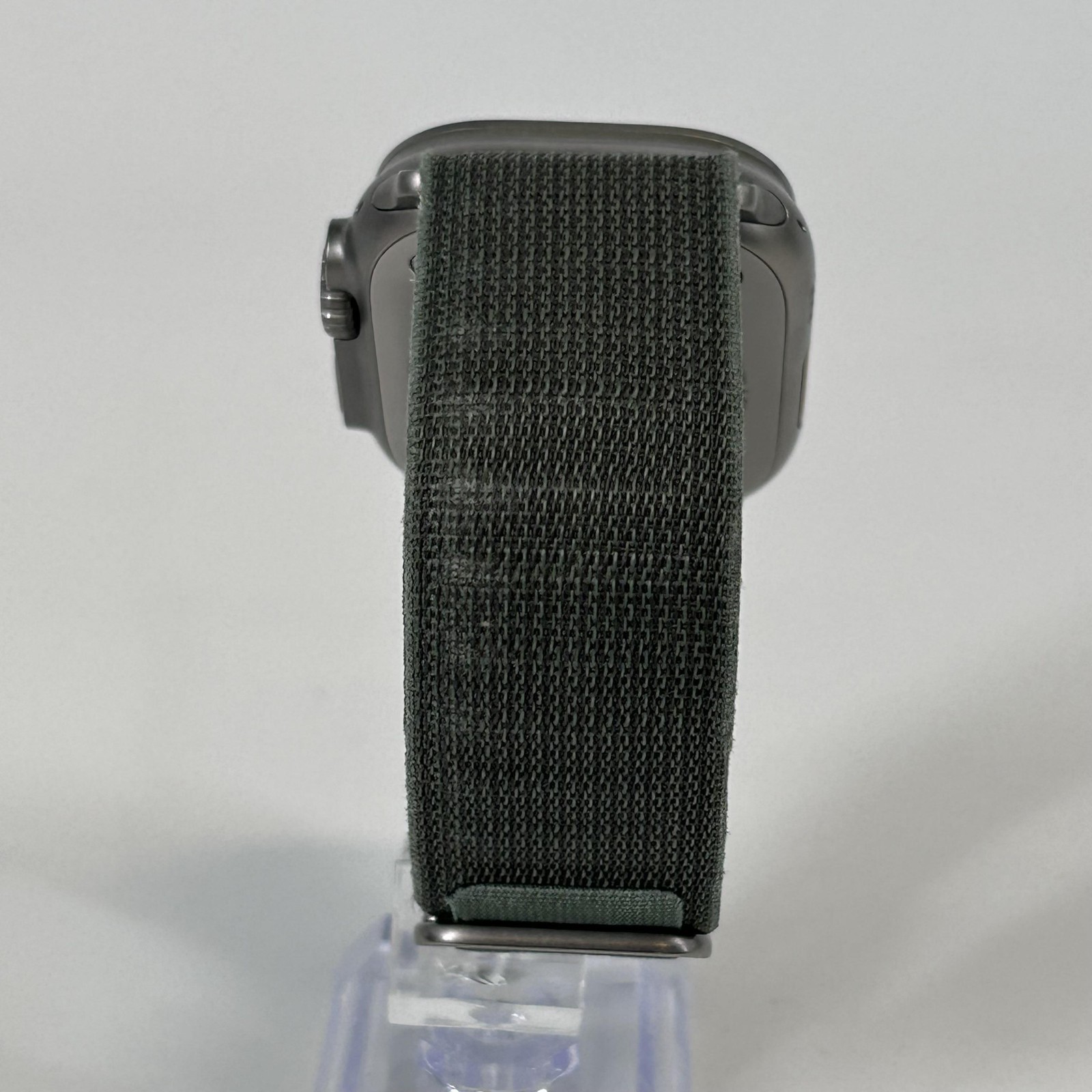 Apple Watch (Ultra) 49mm Titanium (LTE) w/ Green Alpine Loop – Very Good