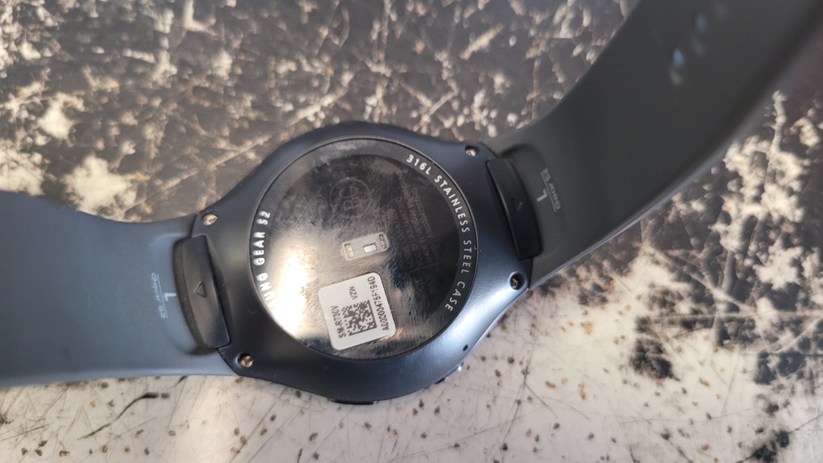 Samsung Gear S2 SM-R730V Smart Watch WEAK BATTERY Does Work w Case