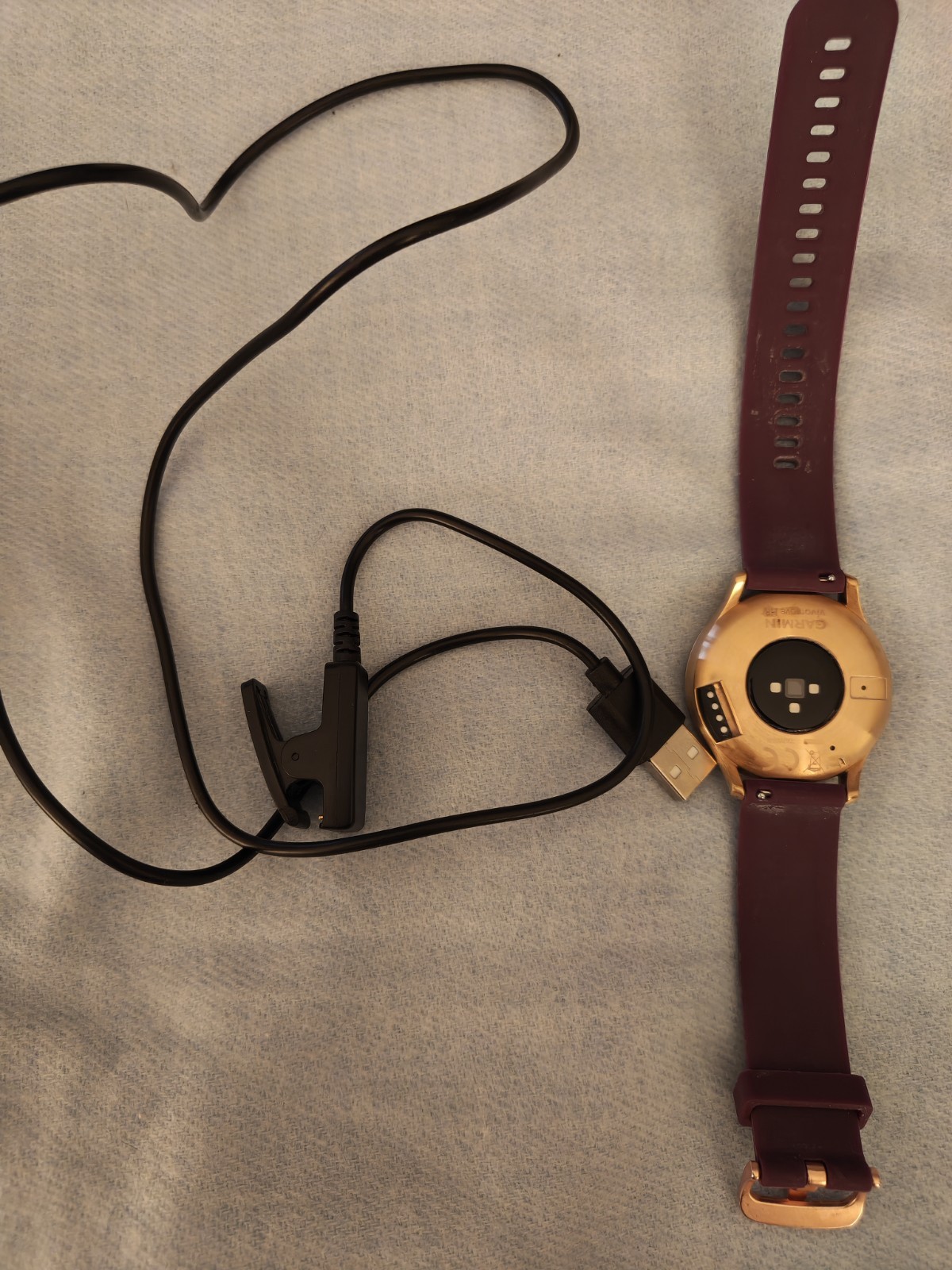 Garmin vivomove HR Hybrid Smartwatch 39mm Gold Case Purple Silicone Band HR