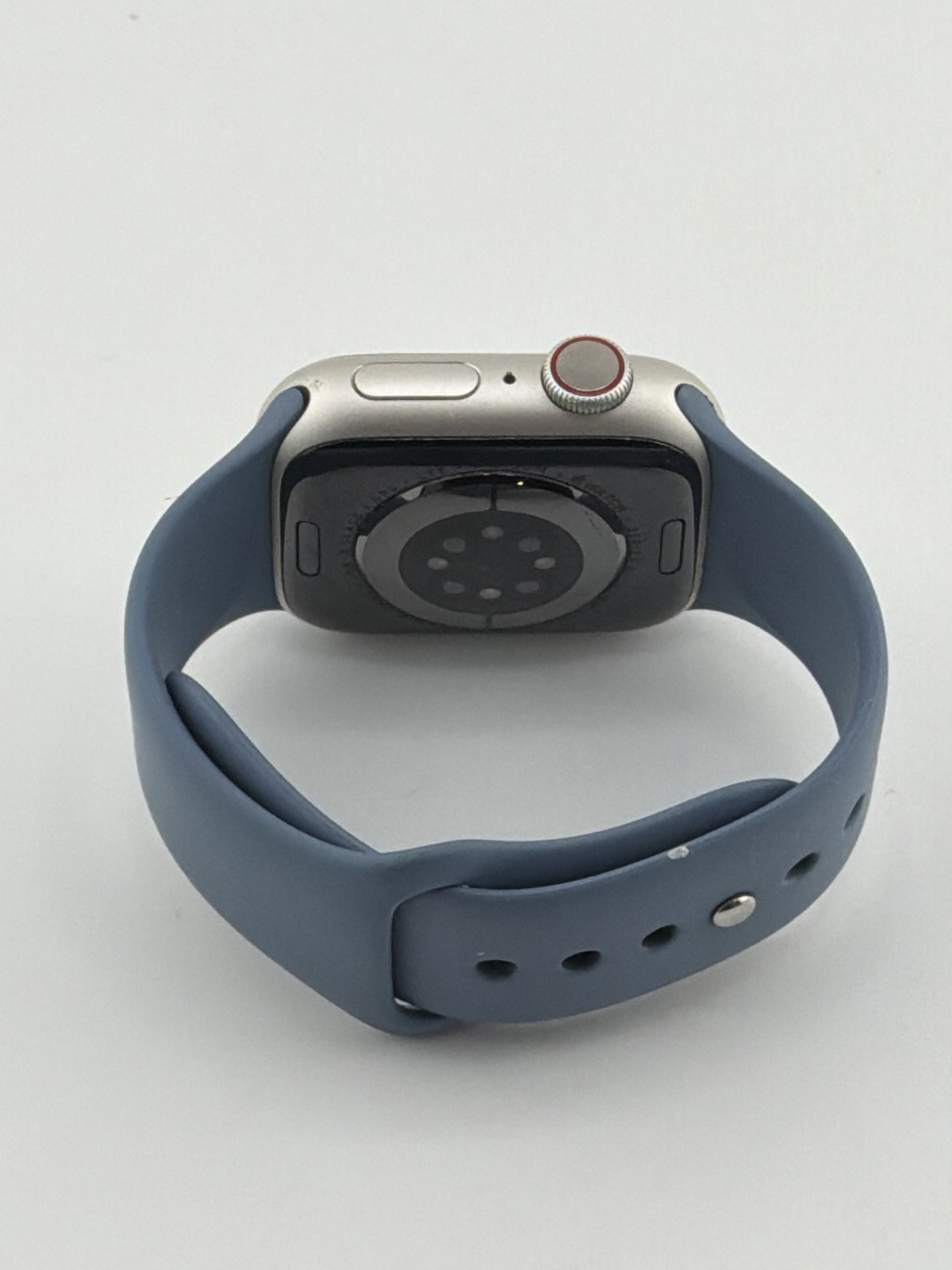 Apple Watch Series 8 41mm Silver Aluminum Case Blue Sport Loop GPS Cellular Used