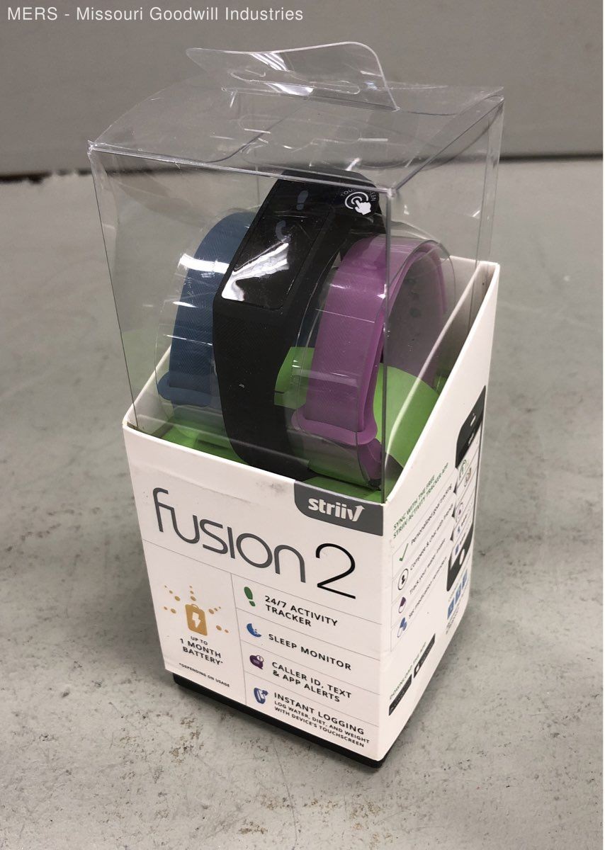 Striiv Fusion 2 Activity Tracker Smartwatch Sleep Monitor with 3 Colored Bands