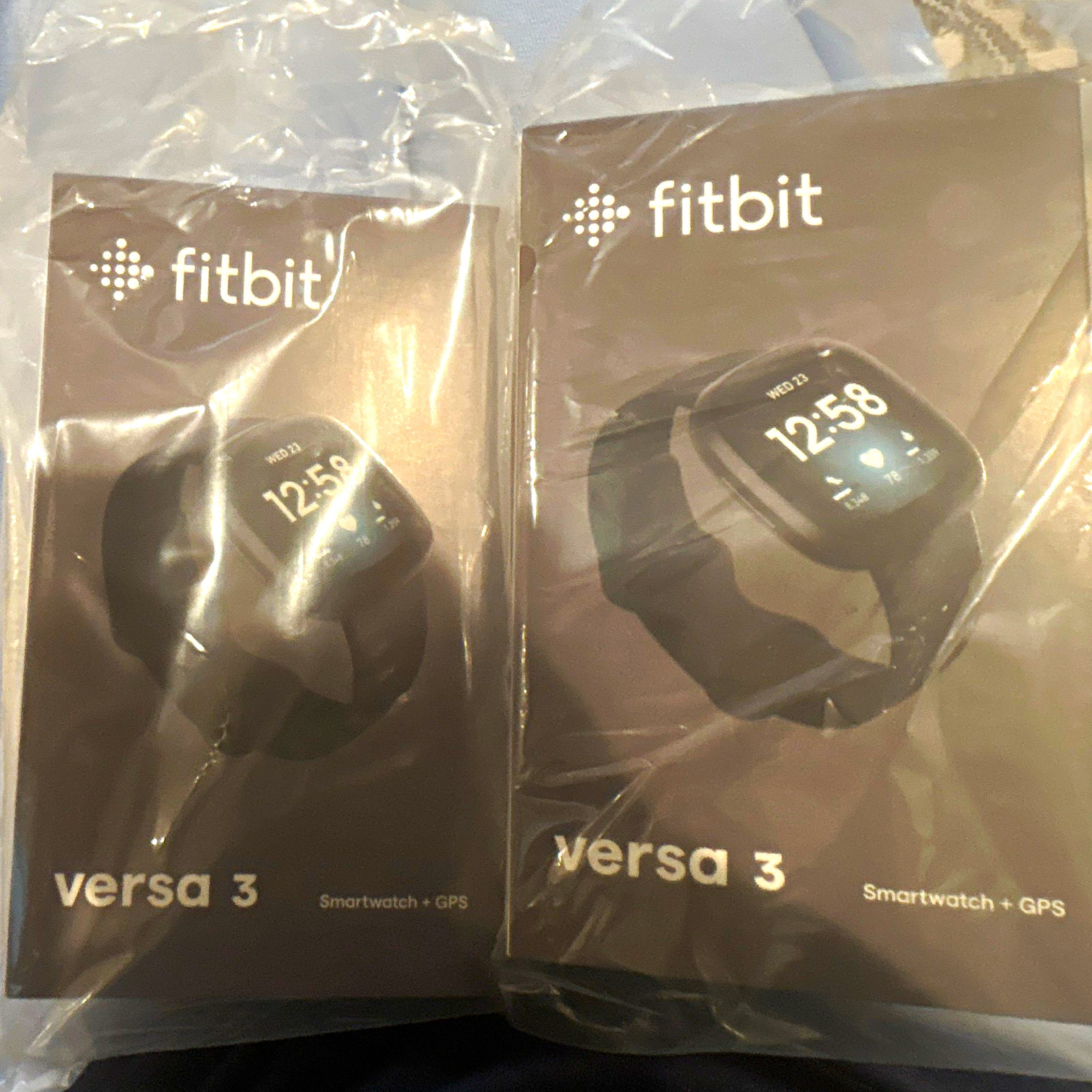 Fitbit Versa 3 GPS Smartwatch Black 40mm Silicone Band 4GB Unlocked