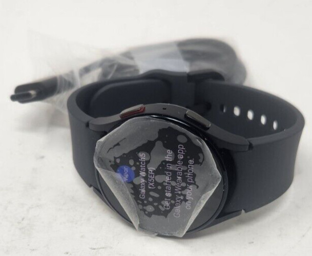 Samsung Galaxy Watch5 SM-R900, 40mm Black – Ships Today!