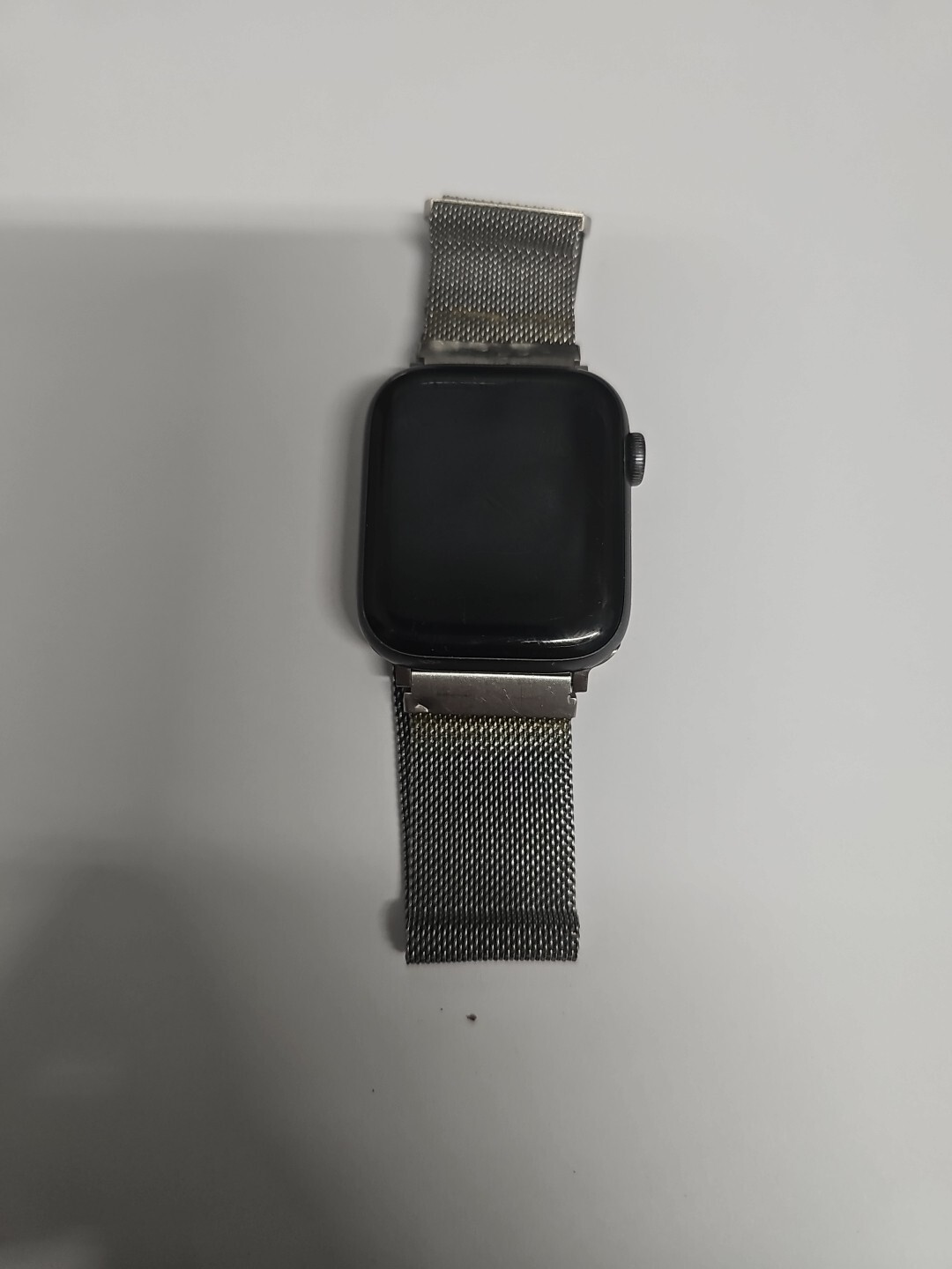 Apple Watch Series 6 44mm black Aluminum Case GPS For Parts AS IS