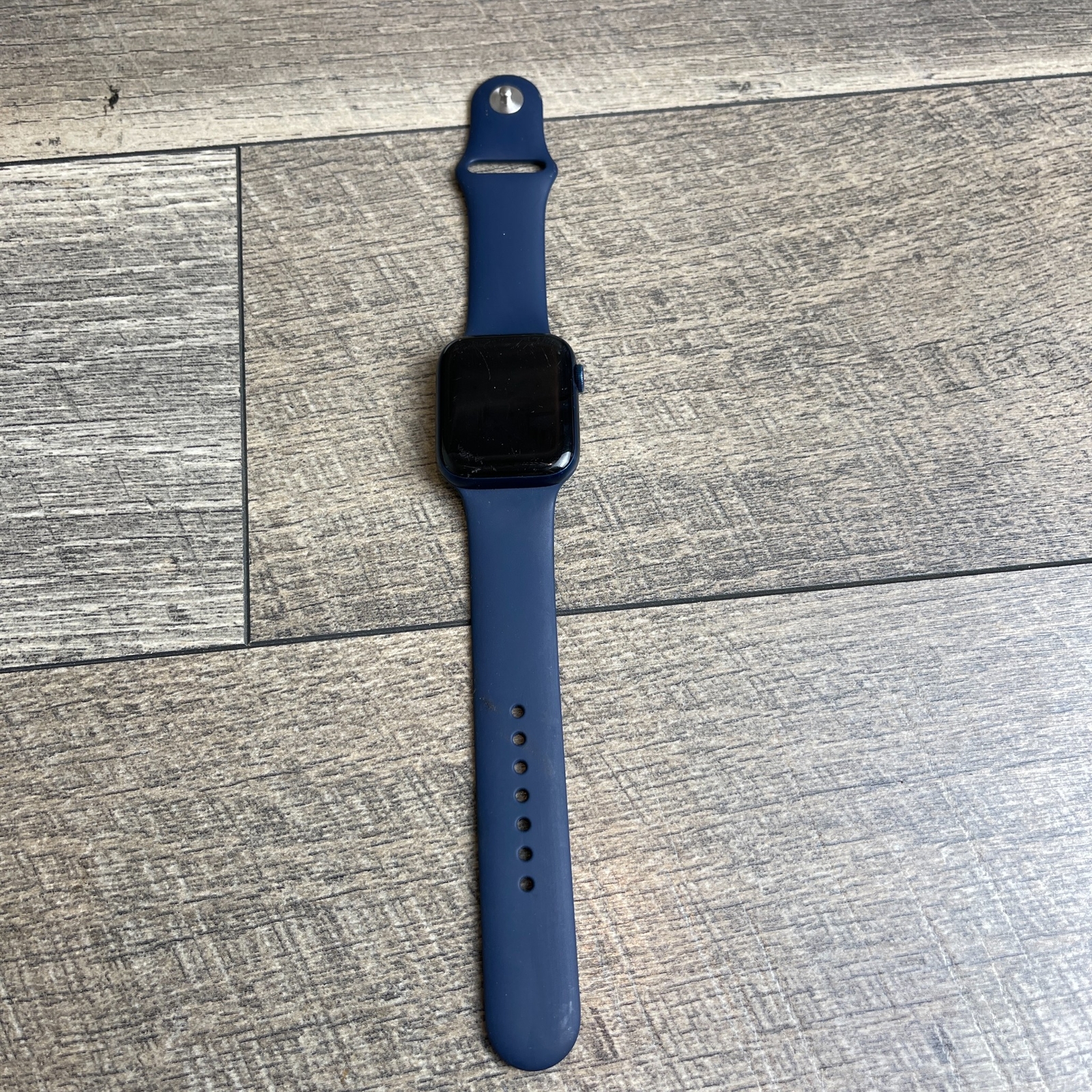 Apple Watch Series 6 GPS Smartwatch Blue Strap 44mm 1.78″ Display Aluminum Case