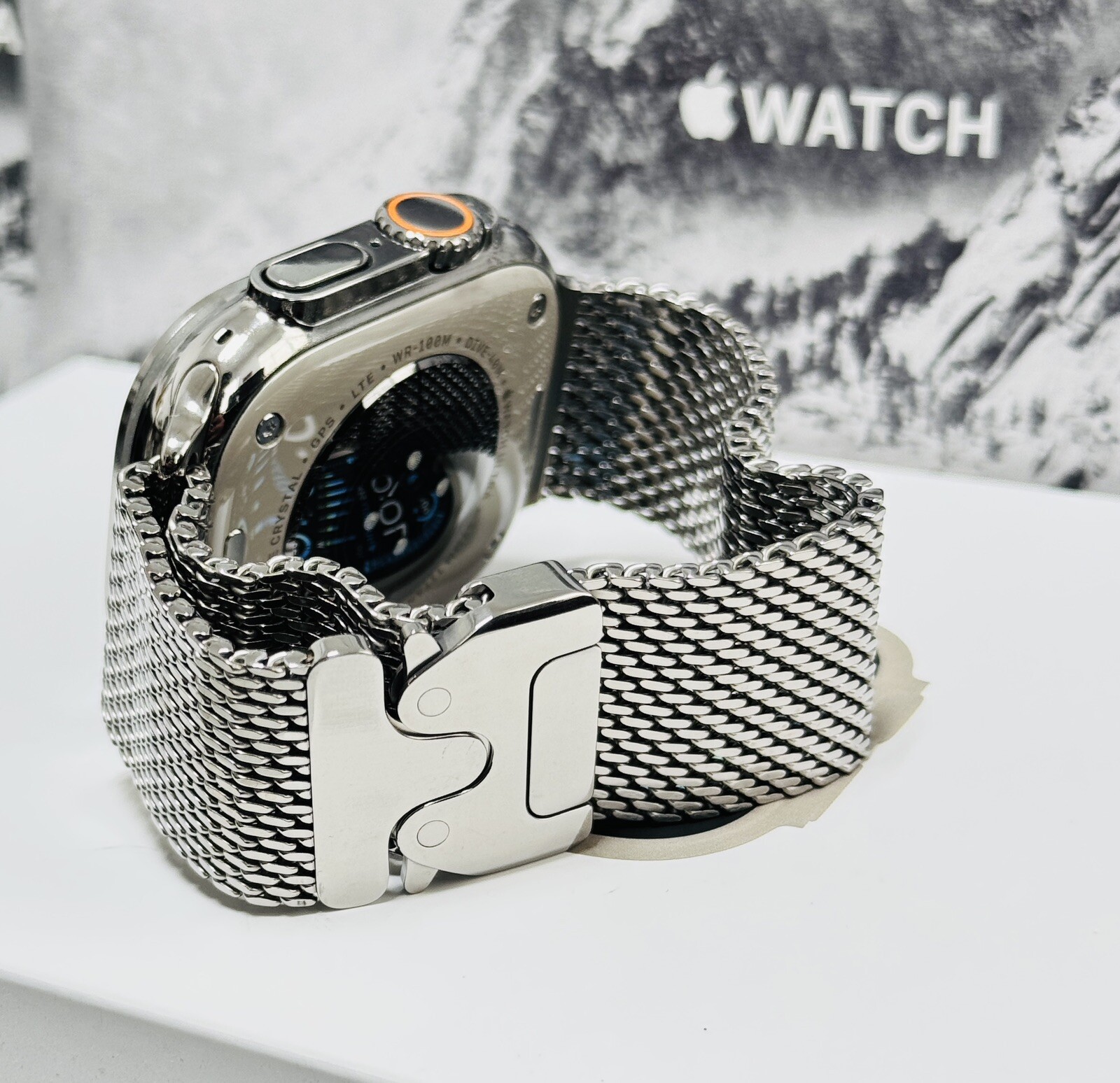 Apple Watch ULTRA 2 49mm CUSTOM Diamond Polished Apple Titanium Milanese Loop