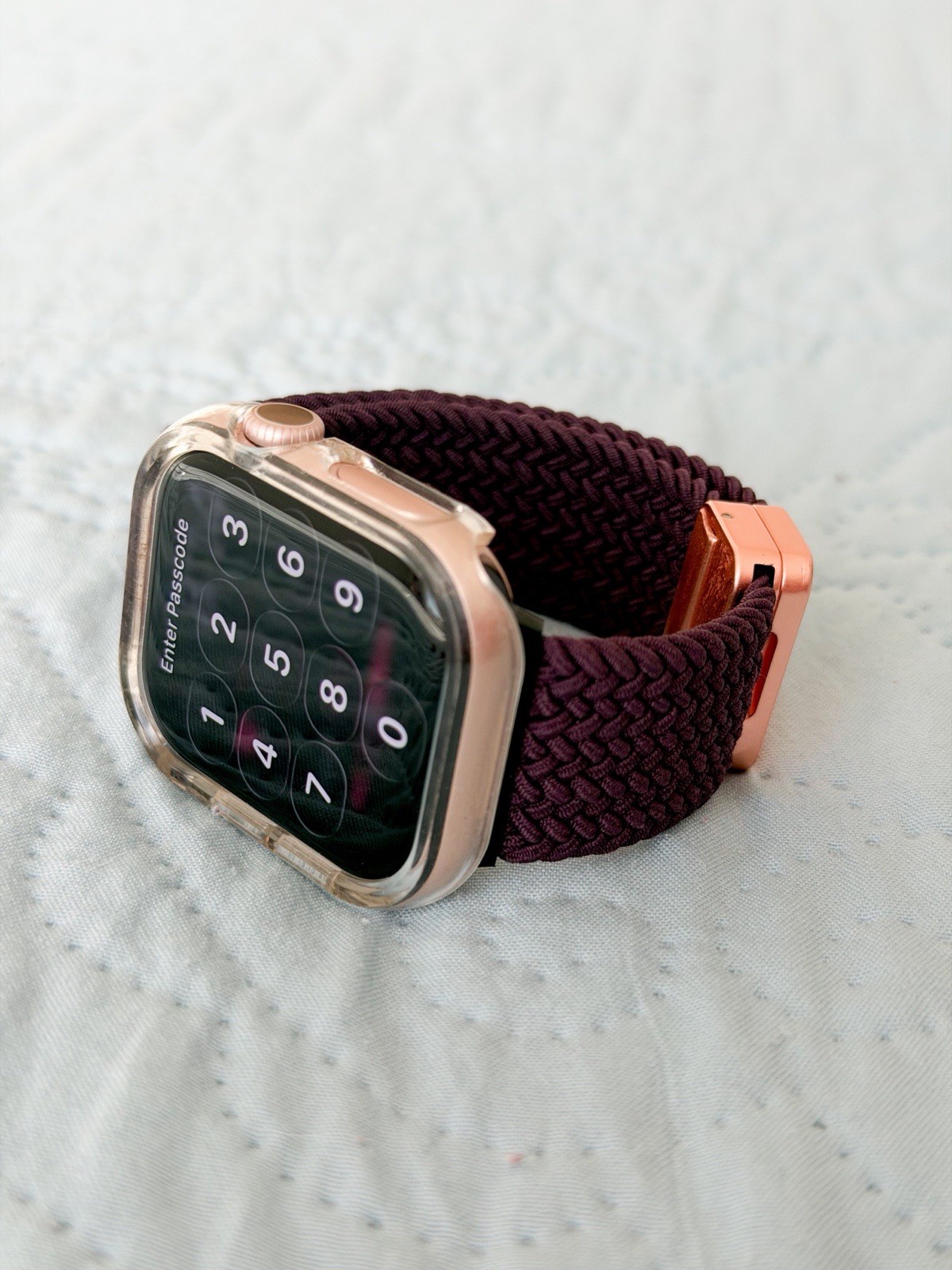 Apple Watch Series 10 42mm GPS Unlocked with clear Case Purple magnetic Band