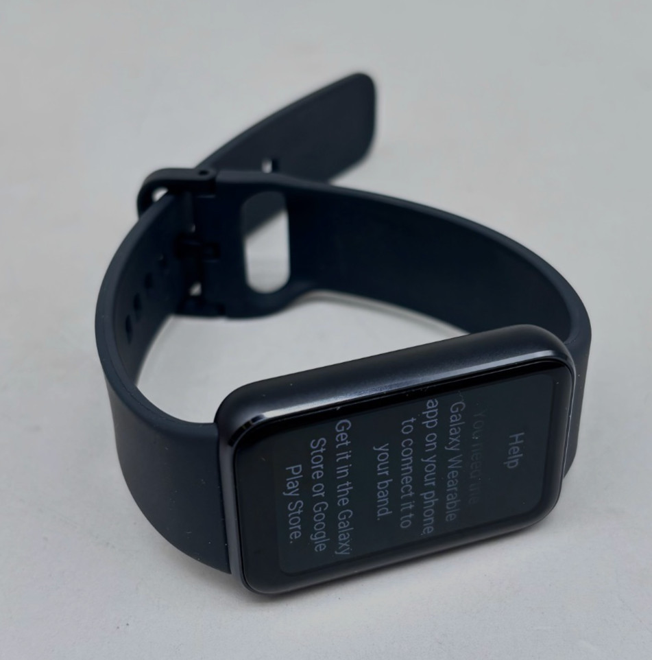 Samsung Galaxy Fit3 Smart Fitness Tracker with 1.6-inch AMOLED Display