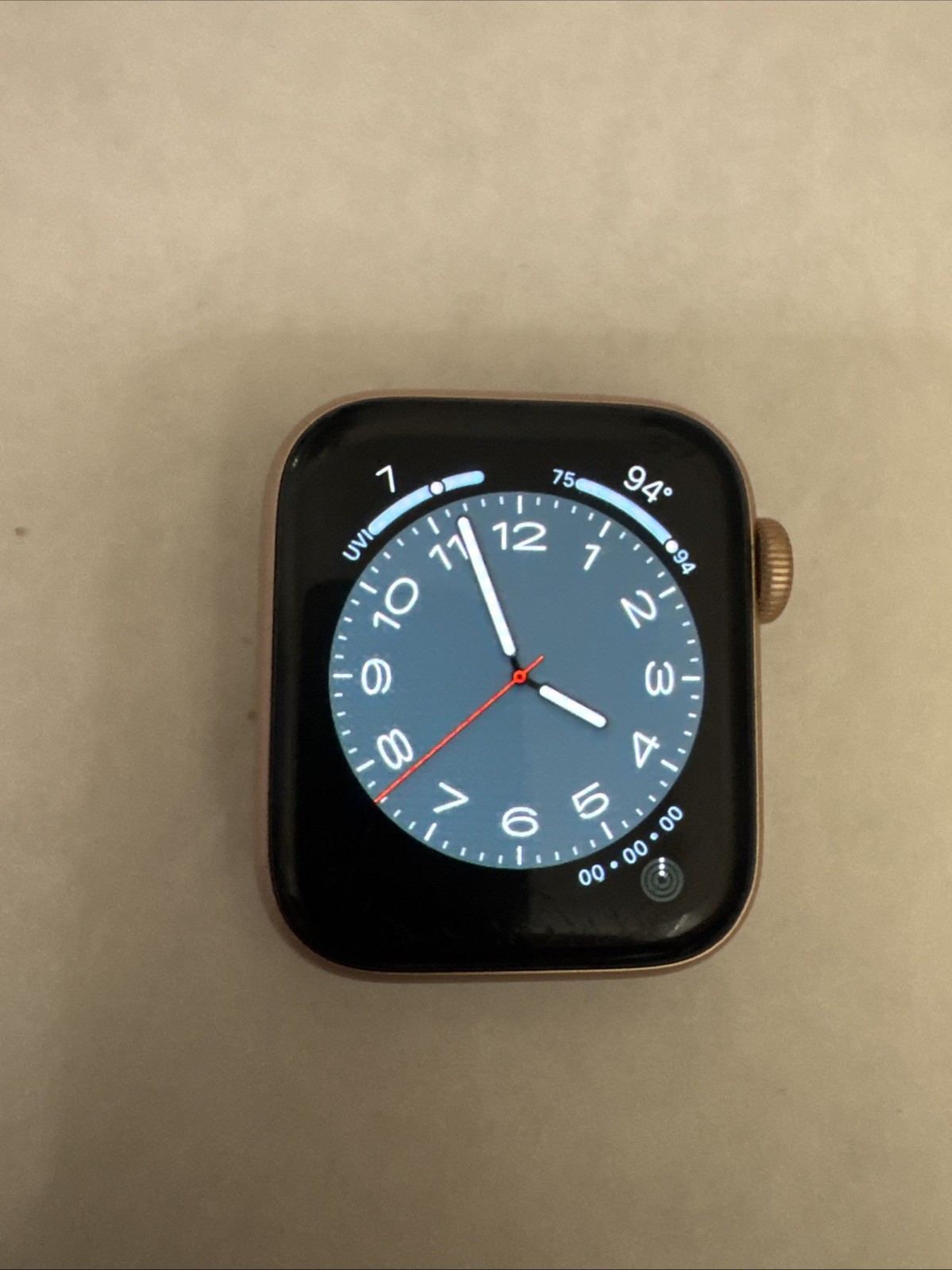 Apple Watch Series 5 GPS 40MM – Gold Case with Pink Sand Sport Band (A2092) USED