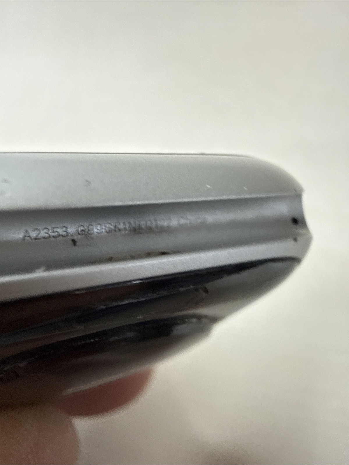 Apple Watch SE 1st Gen. 40mm Aluminum Silver GPS LTE A2352 – LOCKED