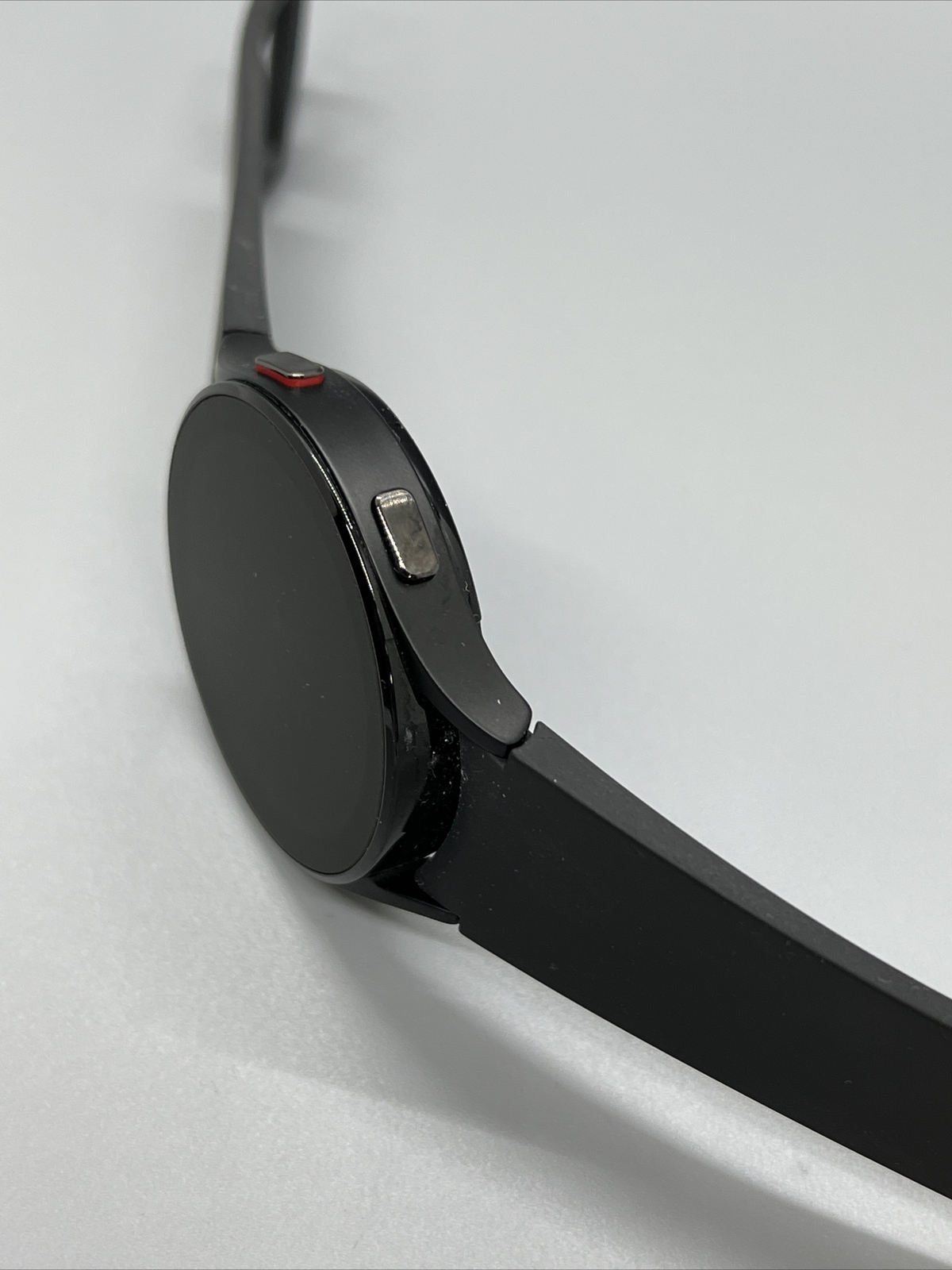 SAMSUNG GALAXY WATCH 4 44MM ALUMINUM GPS LTE BLACK SM-R875U AT &T