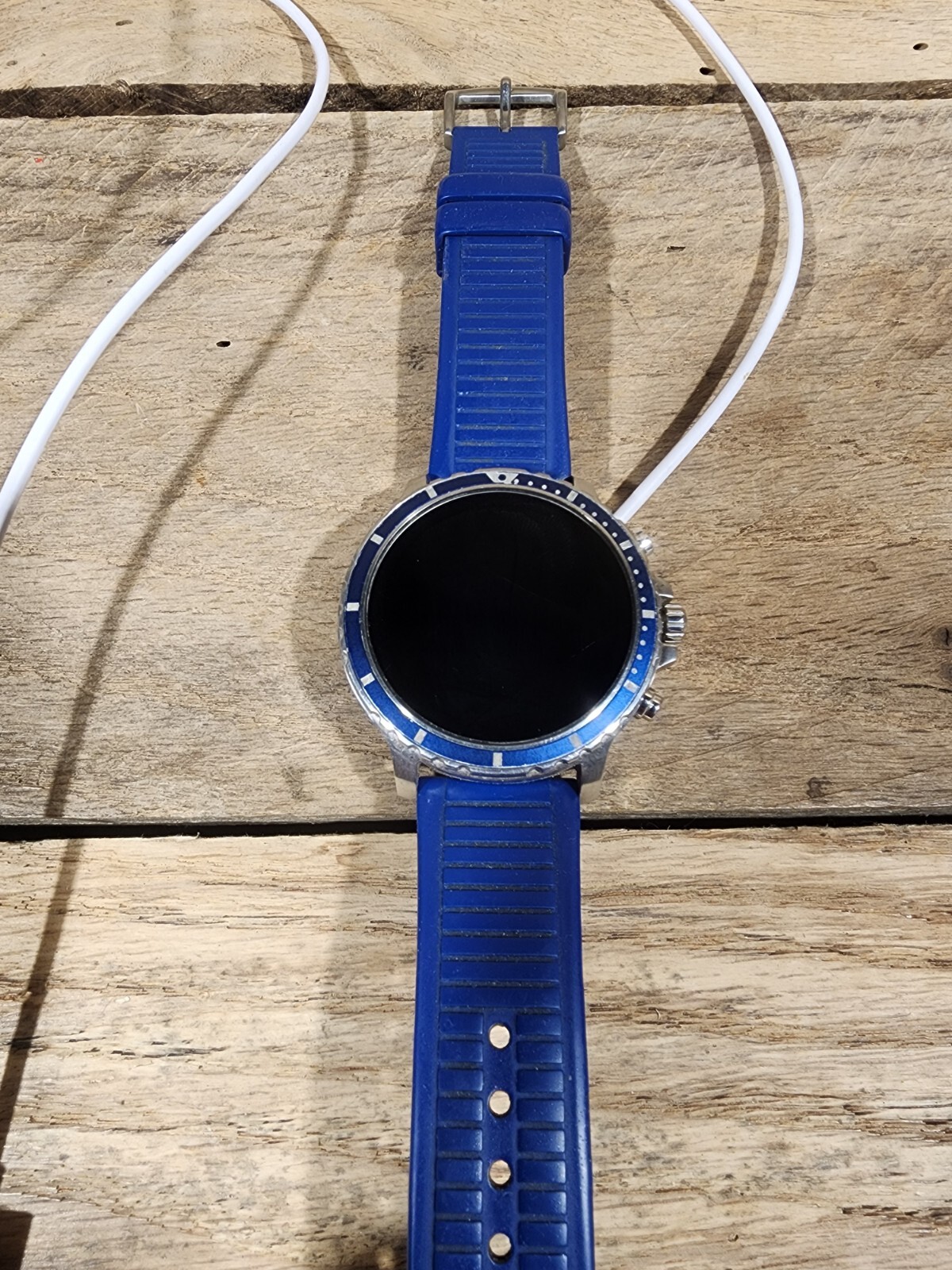Citizen P990Mv-01 Smart Watch. SEE DESCRIPTION. DOES NOT CHARGE.