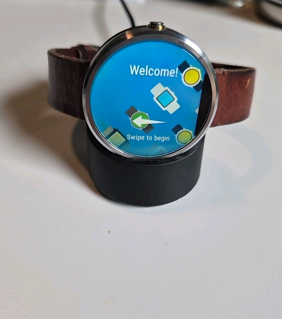 Moto 360 40mm smartwatch