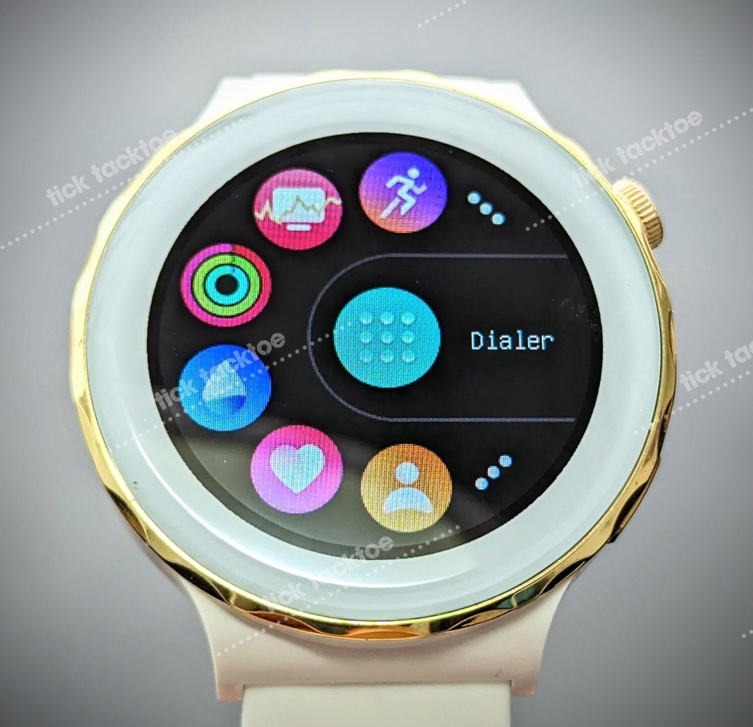 Heart Rate SmartWatch Connect Smartphone Built In Microphone Speaker Touchscreen