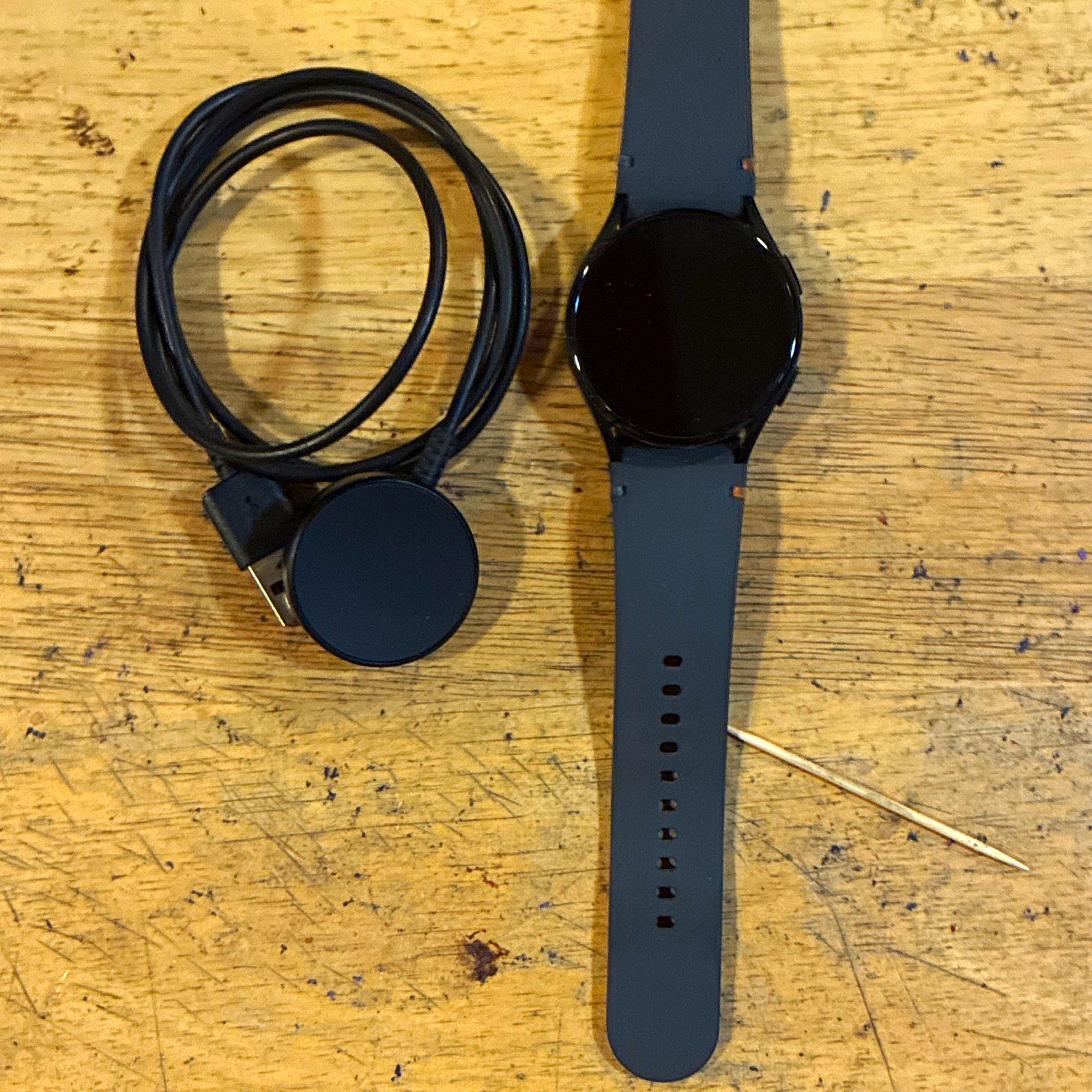 Samsung Galaxy Watch4 40mm Black/Gray GPS Wi-Fi Fitness Sleep 16GB