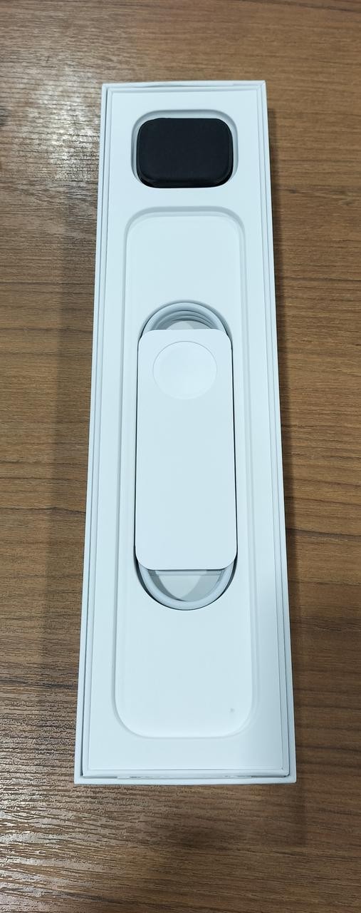 Apple Watch Series 7 GPS 41mm Aluminum Case with Box & Accessories